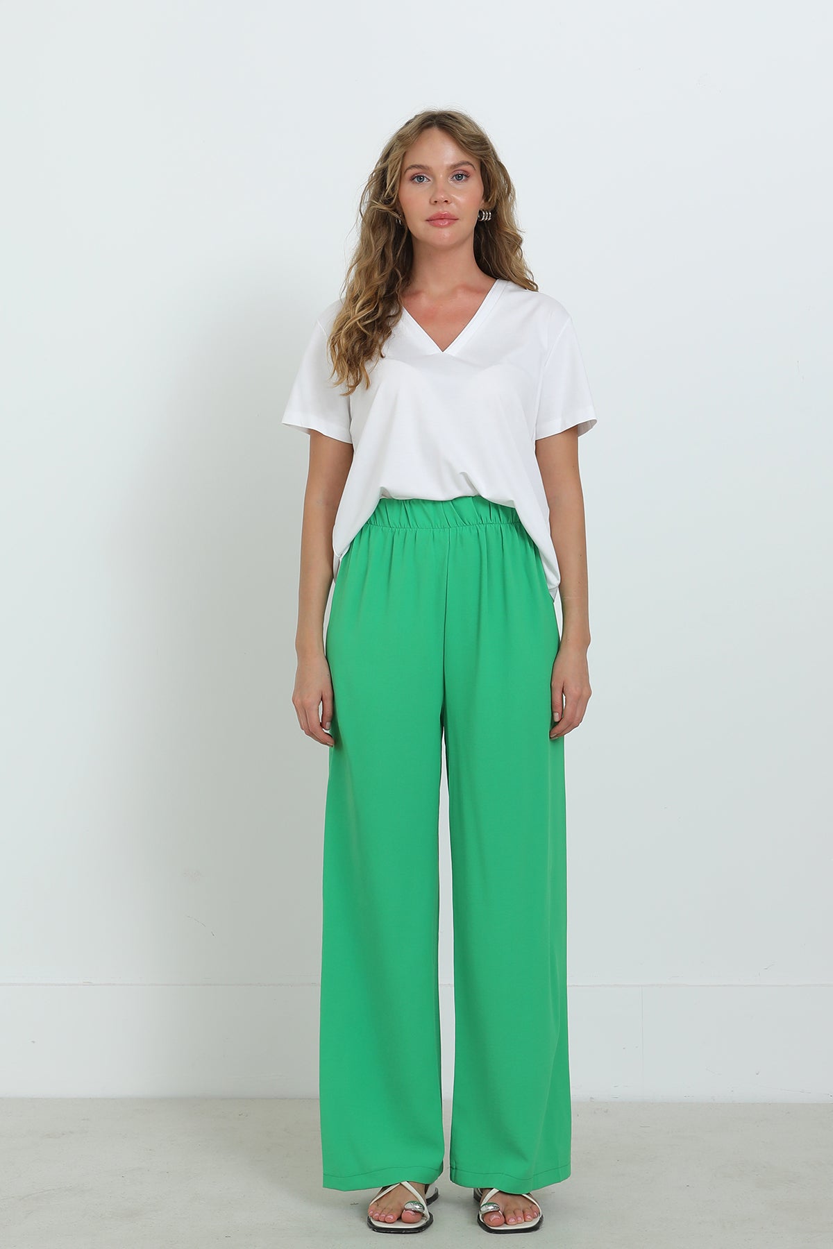 Kadın Geniş Paça Yüksek Bel Pantolon - 18103PNT