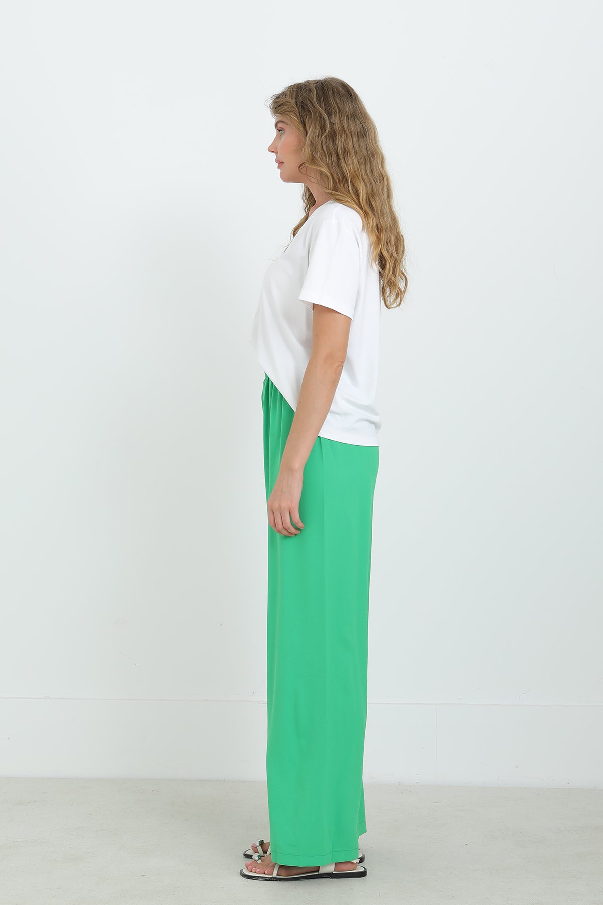 Kadın Geniş Paça Yüksek Bel Pantolon - 18103PNT