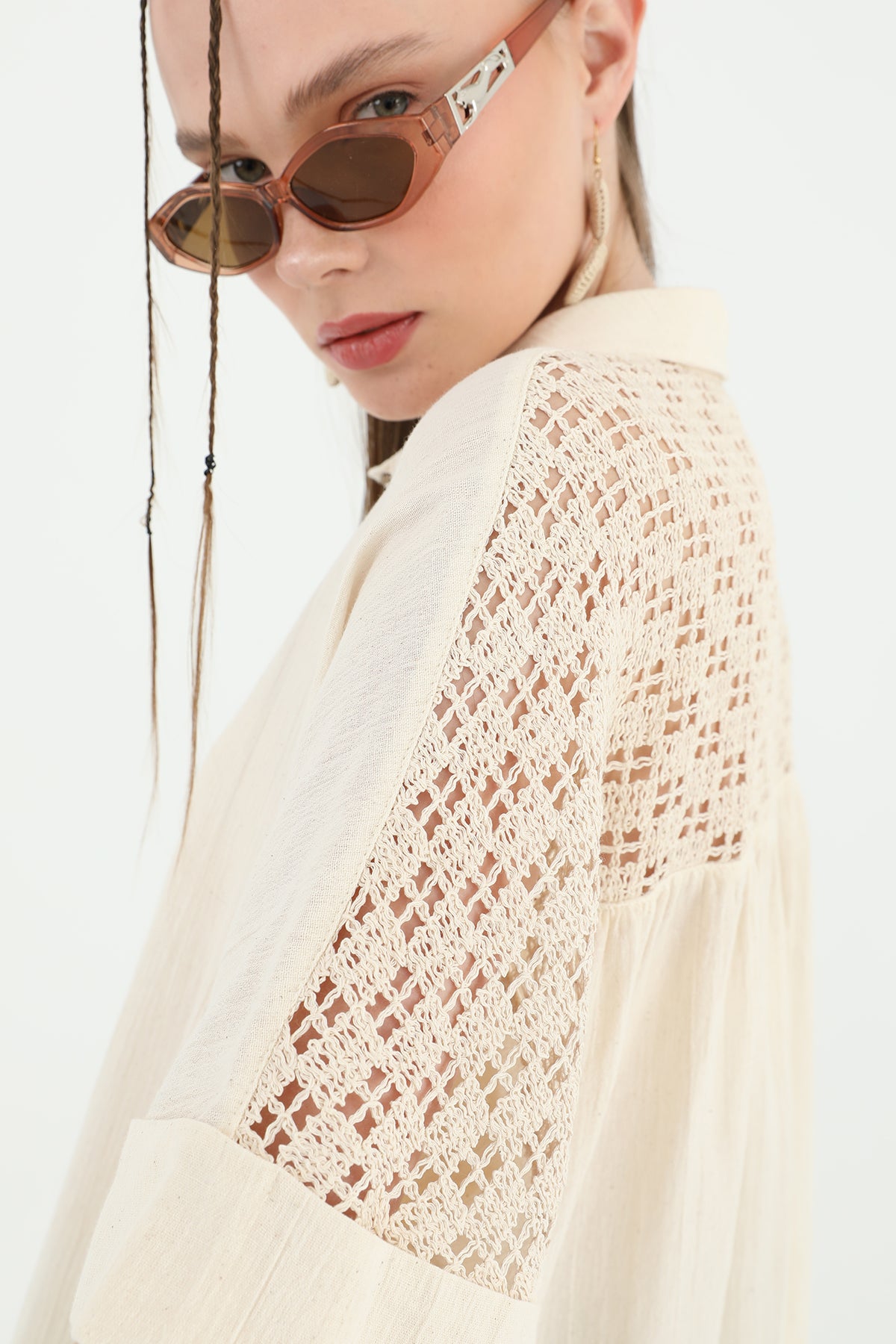 Kadın Arka Roba Dantelli Kısa Kollu Gömlek -24S-31792GML