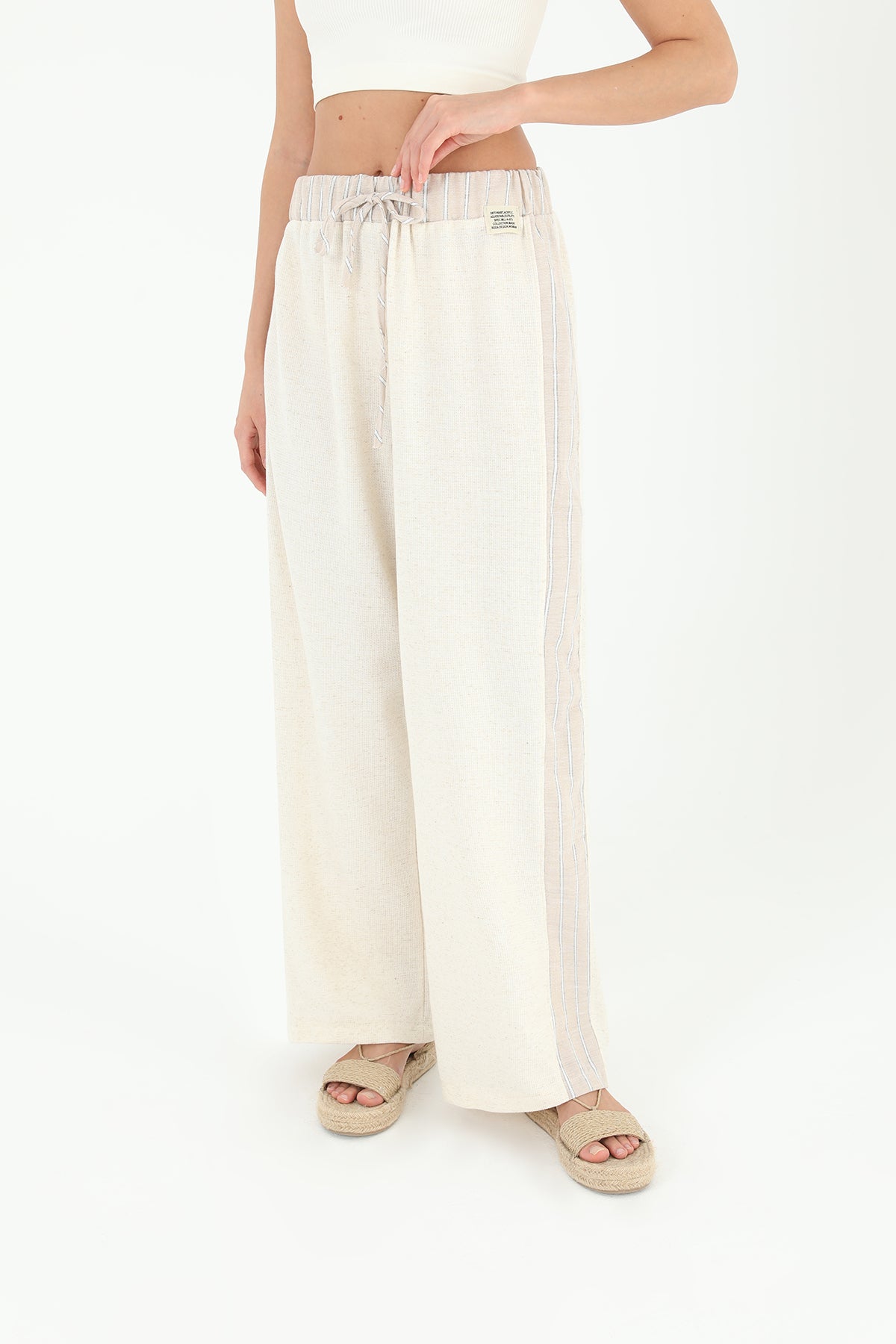 Kadın Belden Bağlamalı Yanları Şeritli Pantolon - 31884PNT