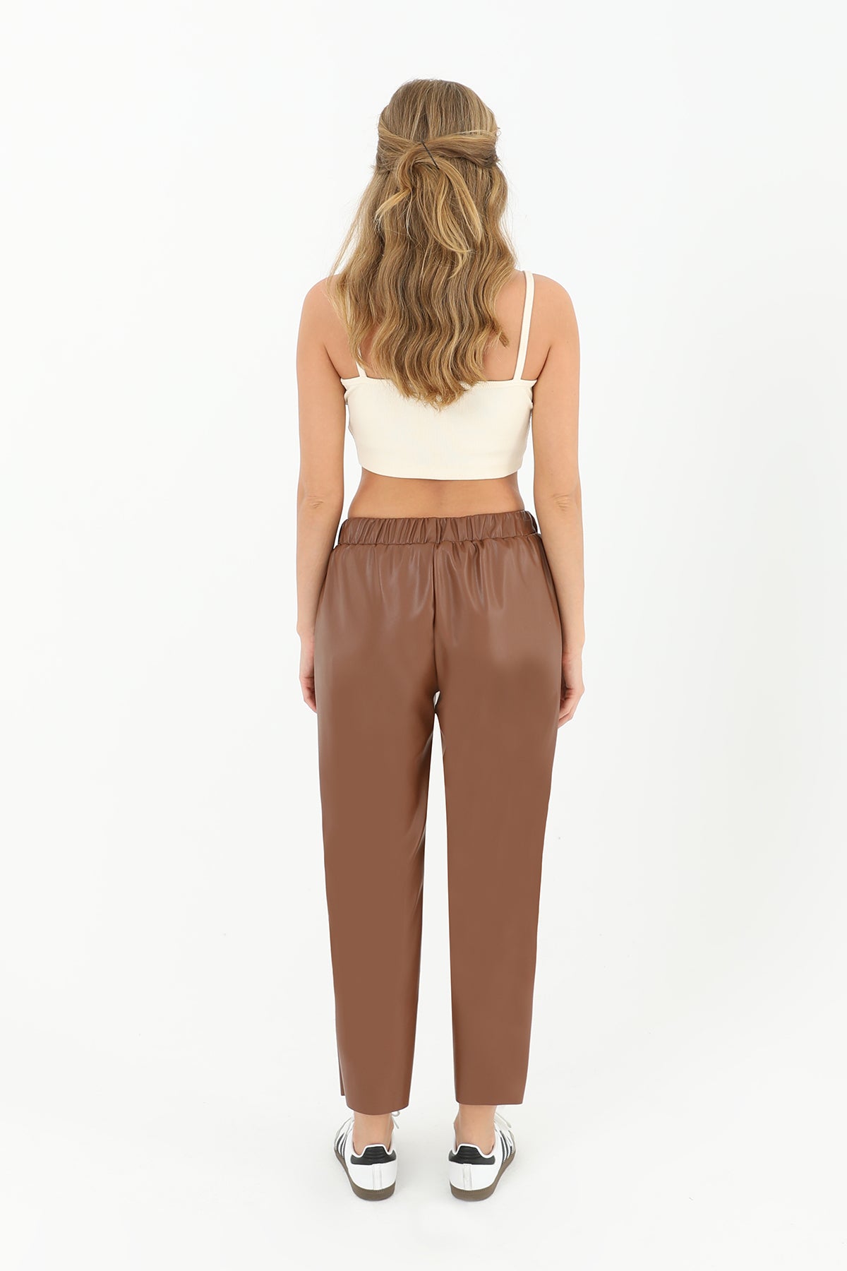 Kadın Beli Lastikli Cep Detaylı Deri Pantolon - 18205PNT