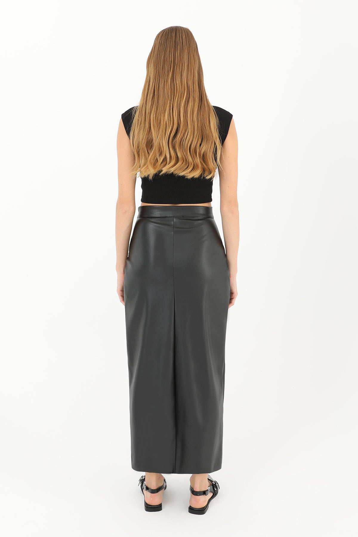 Kadın Önü Yırtmaçlı Deri Etek - 18215ETK