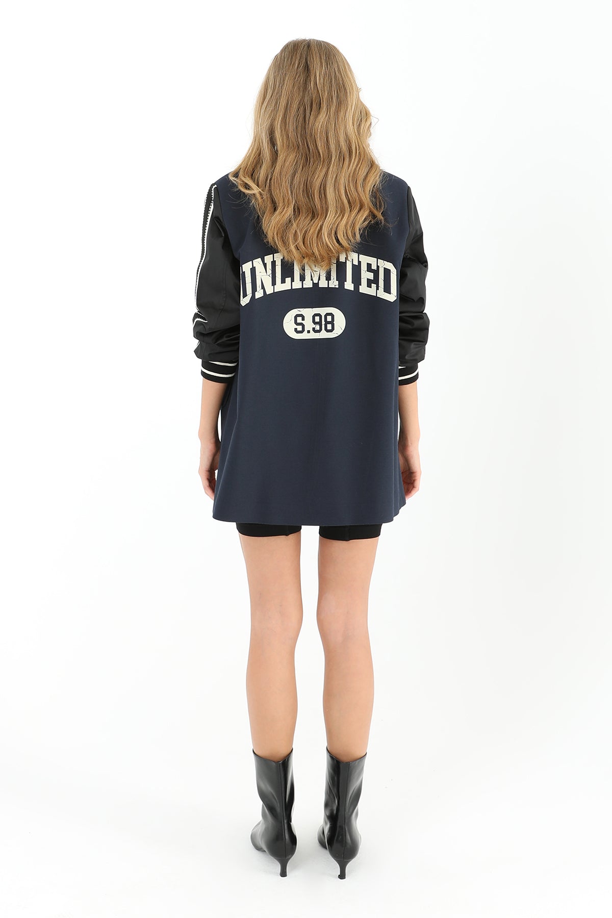 Kadın Kol Detaylı Kısa Ceket - 31979CKT