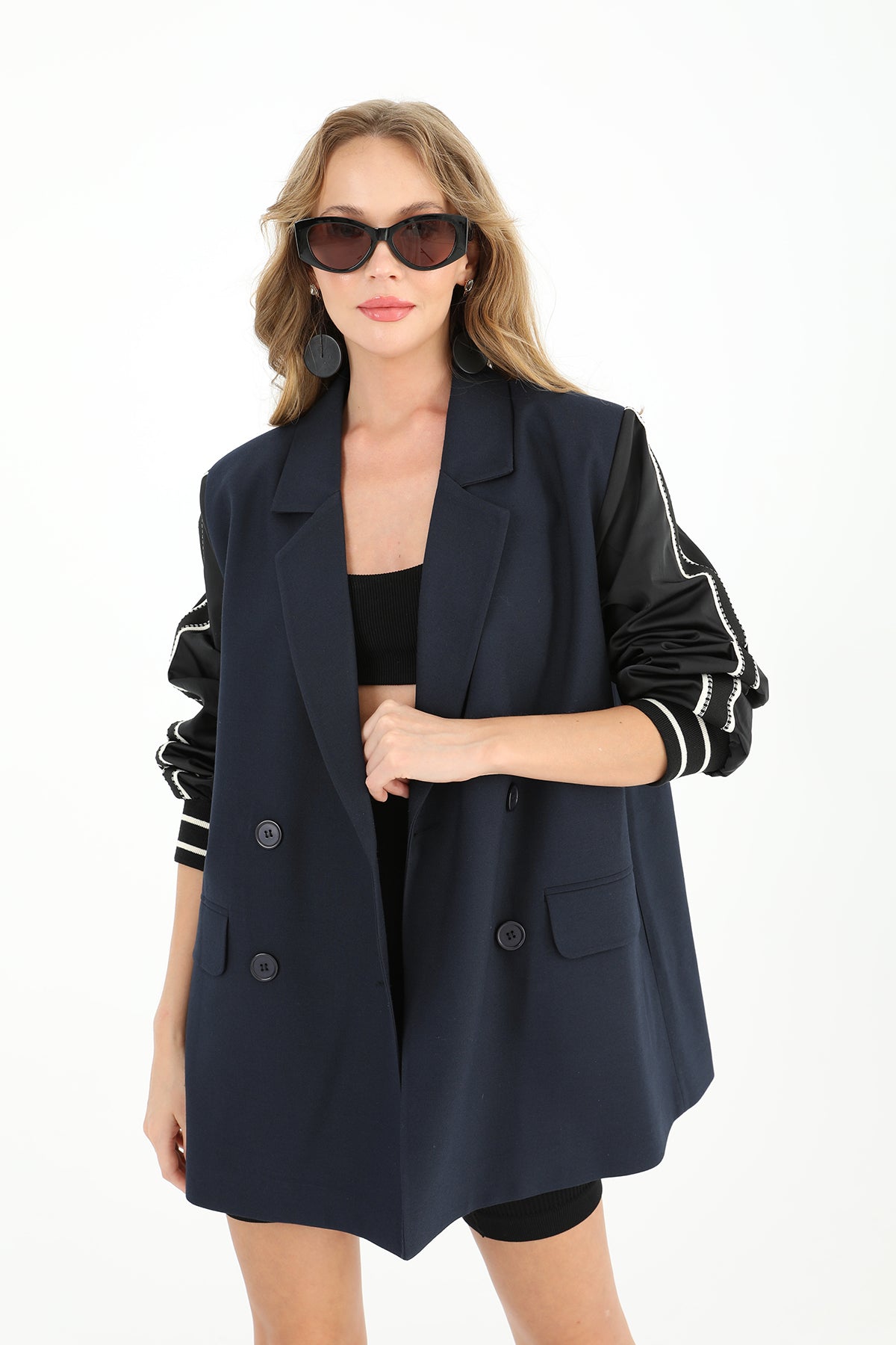 Kadın Kol Detaylı Kısa Ceket - 31979CKT