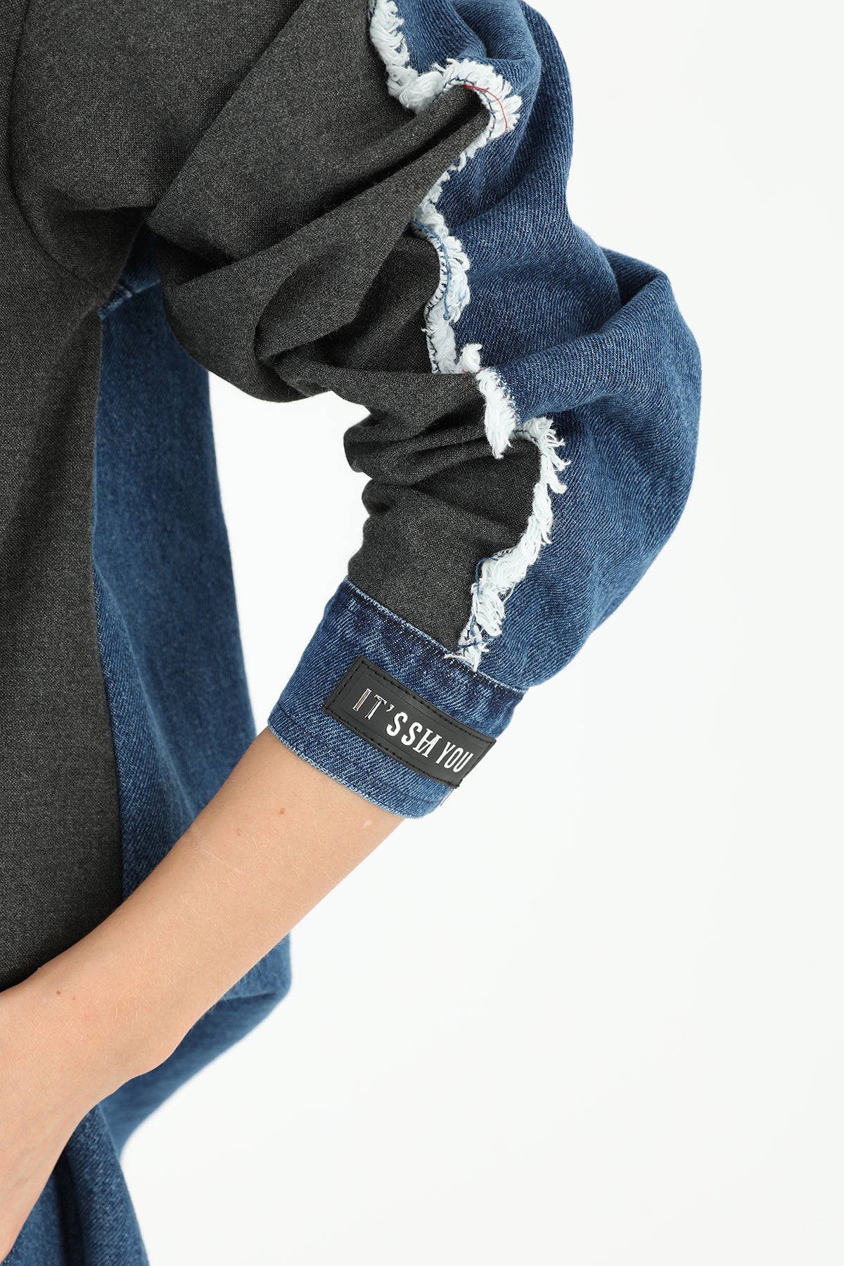 Kadın Kolu Kot Detaylı Geniş Cepli Gömlek - 31981GML