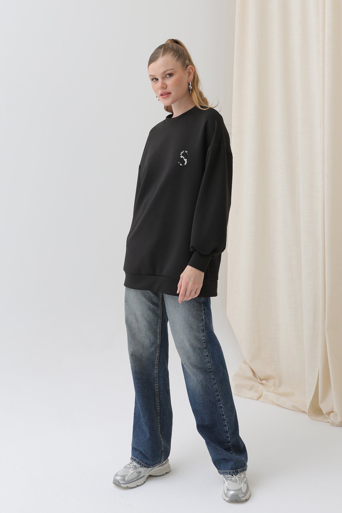 Kadın Arkası Leopar Detaylı Sweatshirt-32112SWT