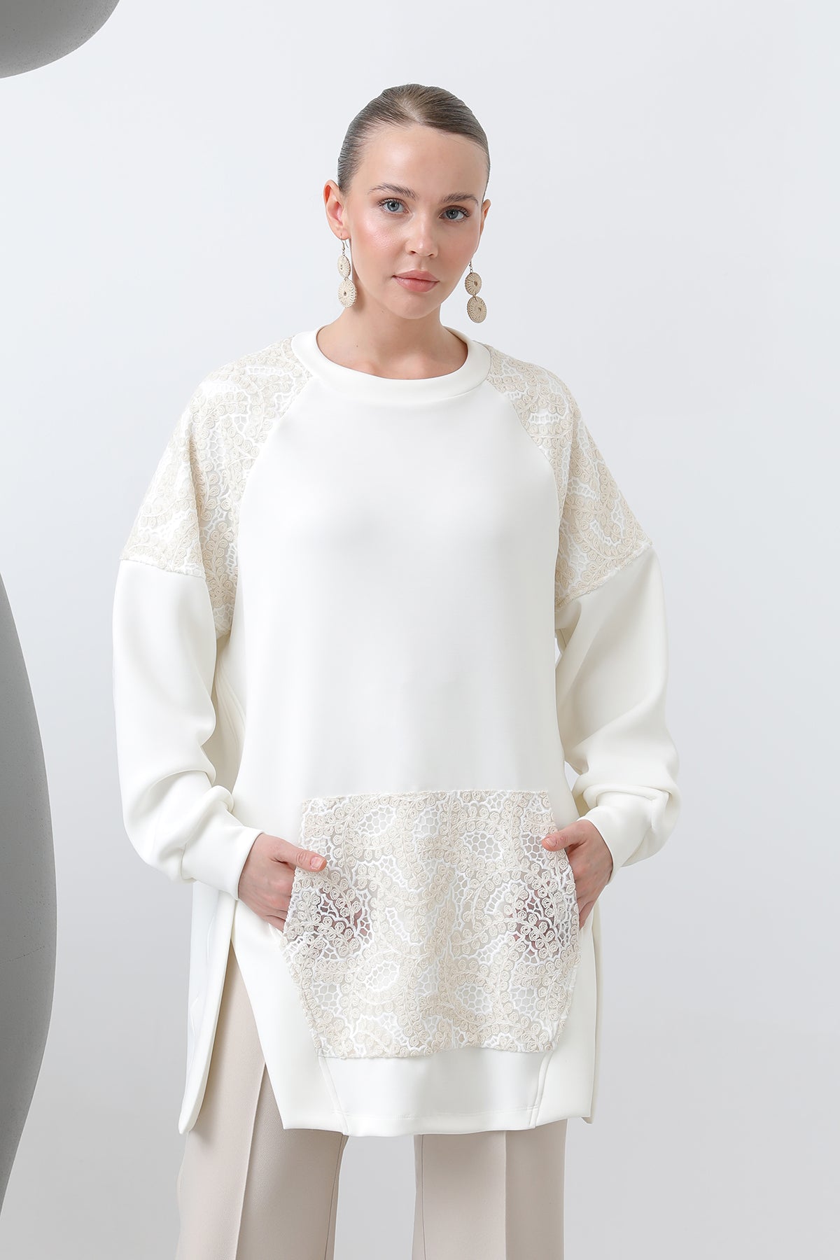 Kadın Kargo Cepli Omuzları Ve Cebi Garnili Tunik - 10624TNK