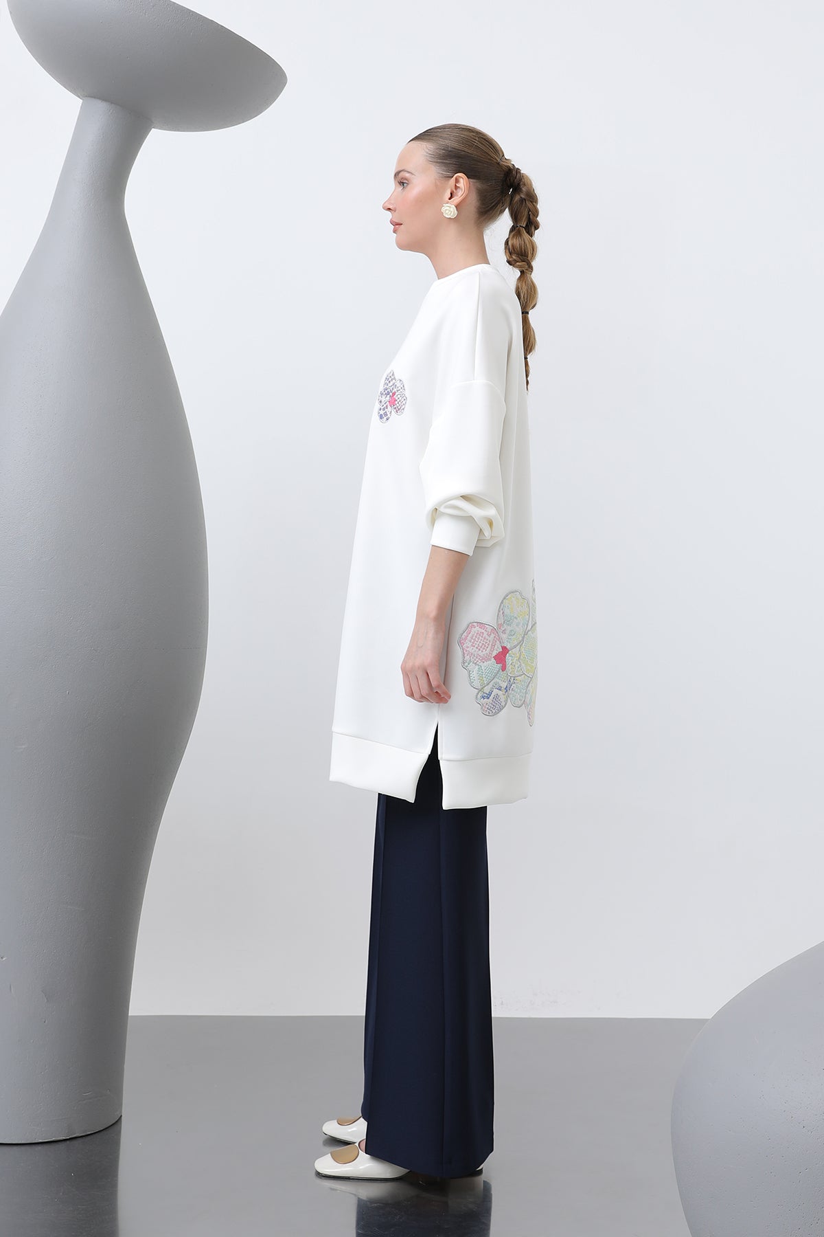 Kadın Önü Ve Arkası Nakış Detaylı Garnili Tunik - 10641TNK