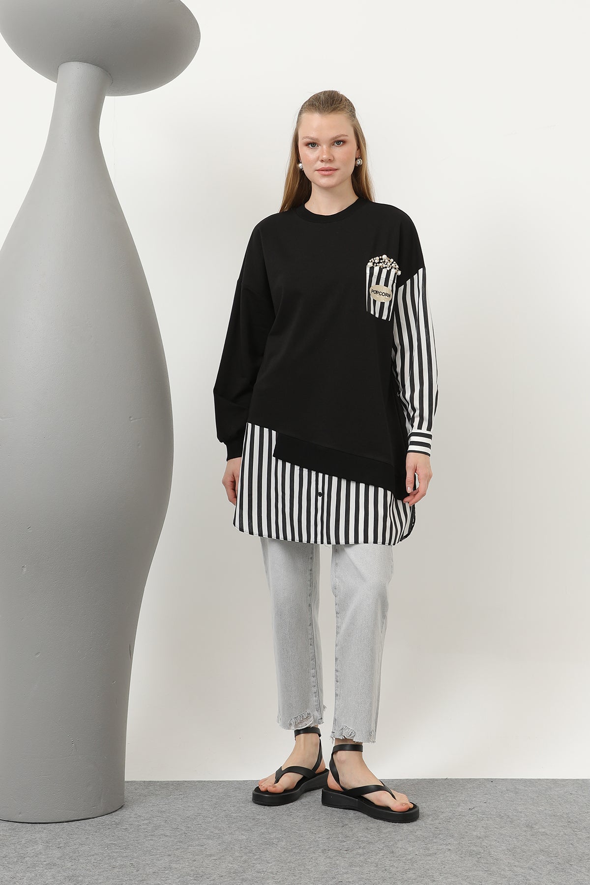 Kadın Önü Pop Corn Baskılı ve Boncuk İşlemeli Çizgi Garnili Tunik - 10651TUN