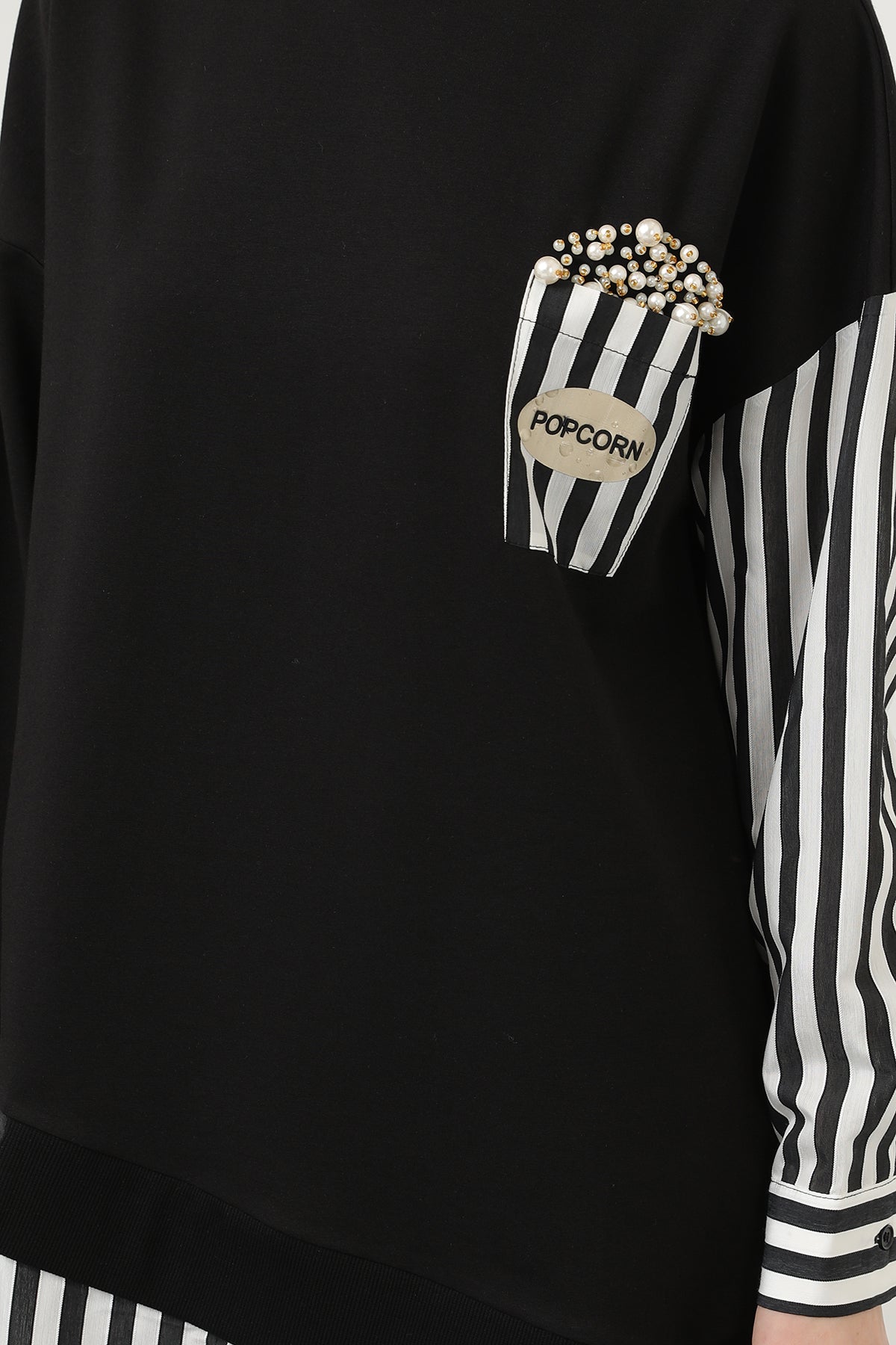 Kadın Önü Pop Corn Baskılı ve Boncuk İşlemeli Çizgi Garnili Tunik - 10651TUN