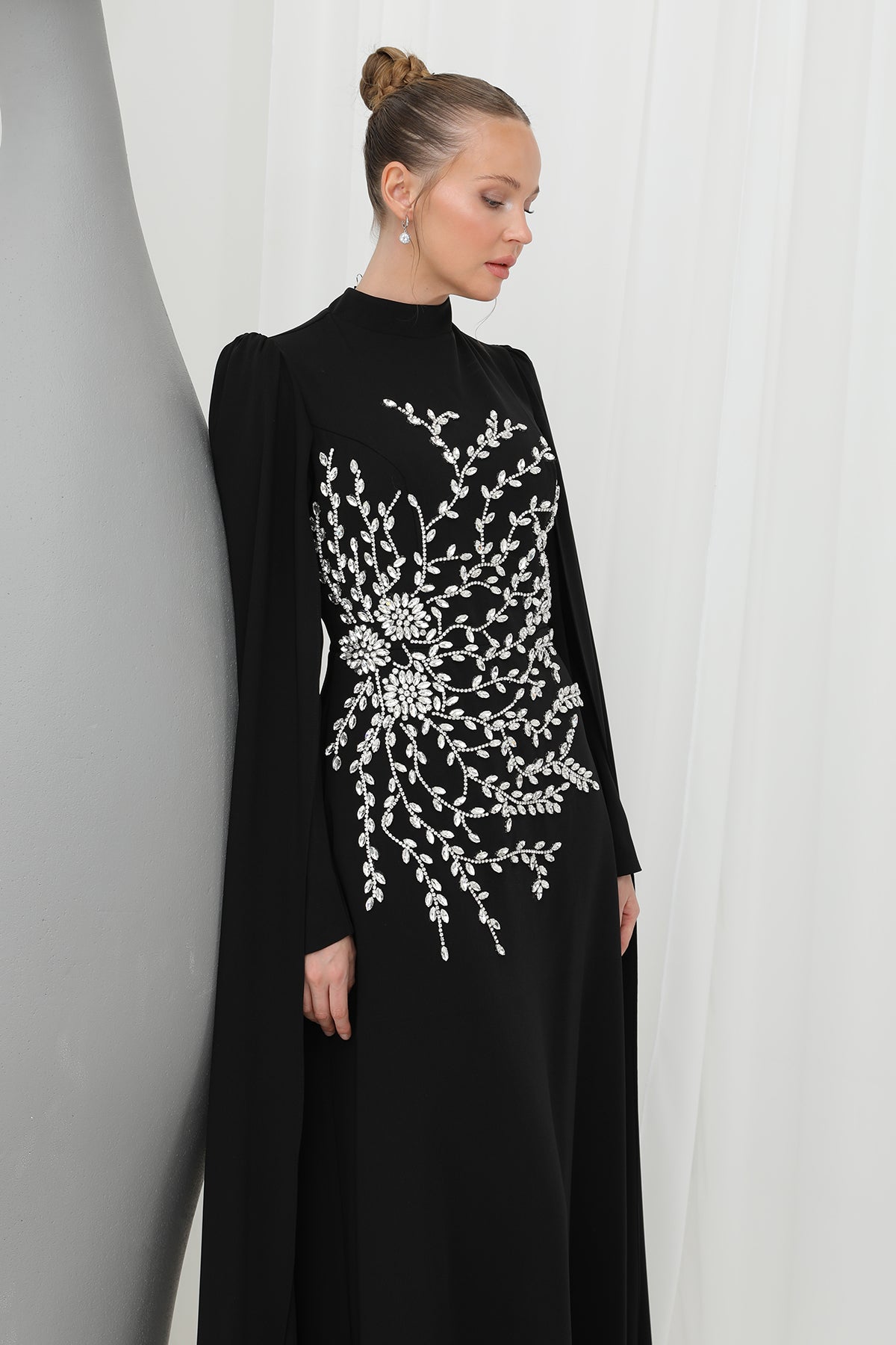 Kadın Yaprak Taş İşlemeli Pelerinli Abiye -12583ELB