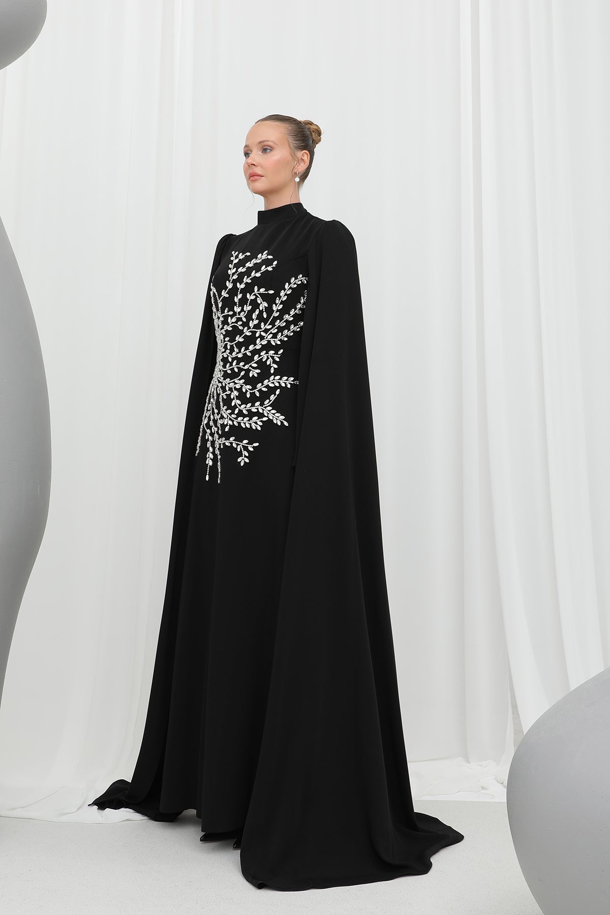 Kadın Yaprak Taş İşlemeli Pelerinli Abiye -12583ELB