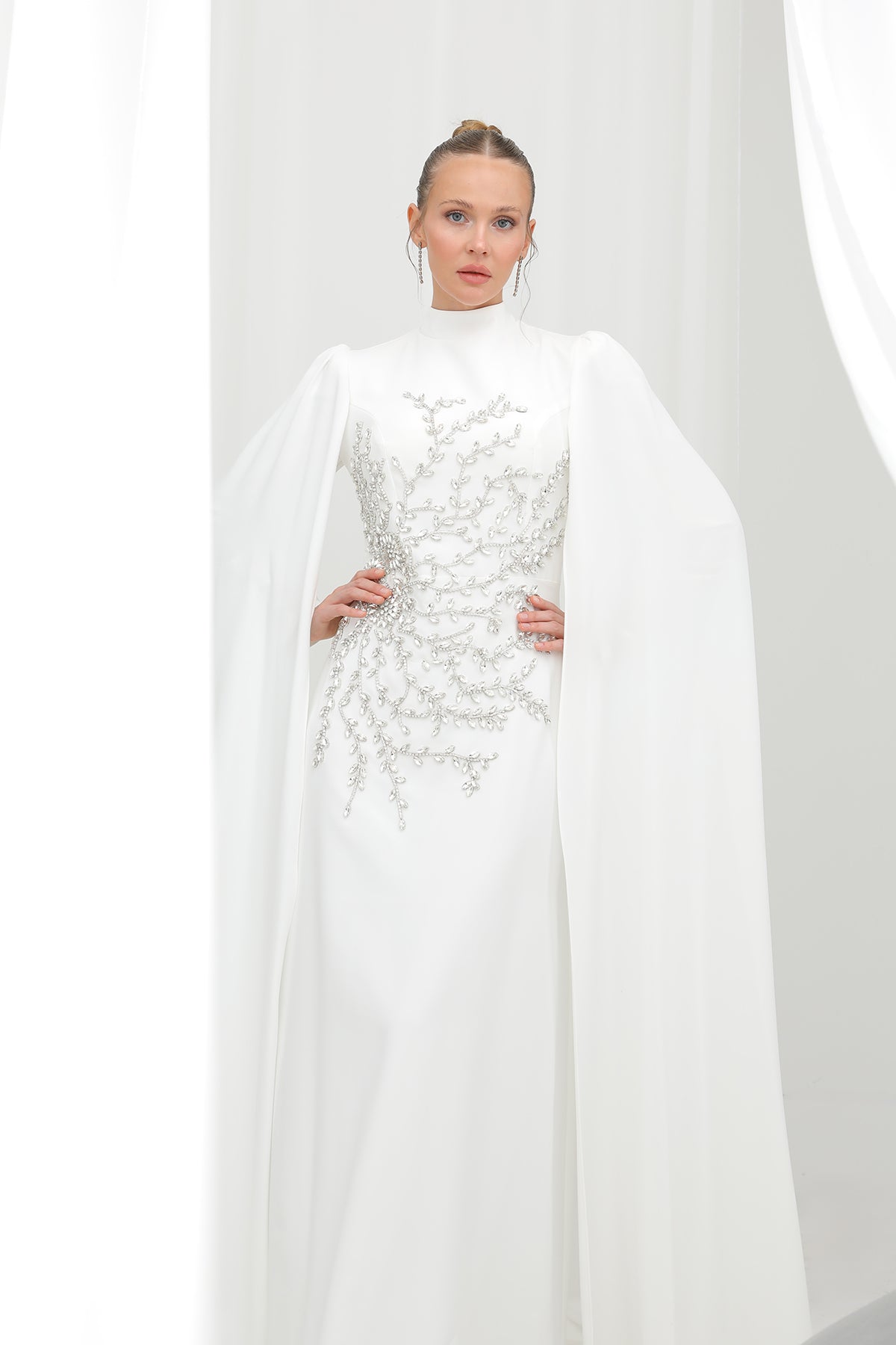 Kadın Yaprak Taş İşlemeli Pelerinli Abiye -12583ELB