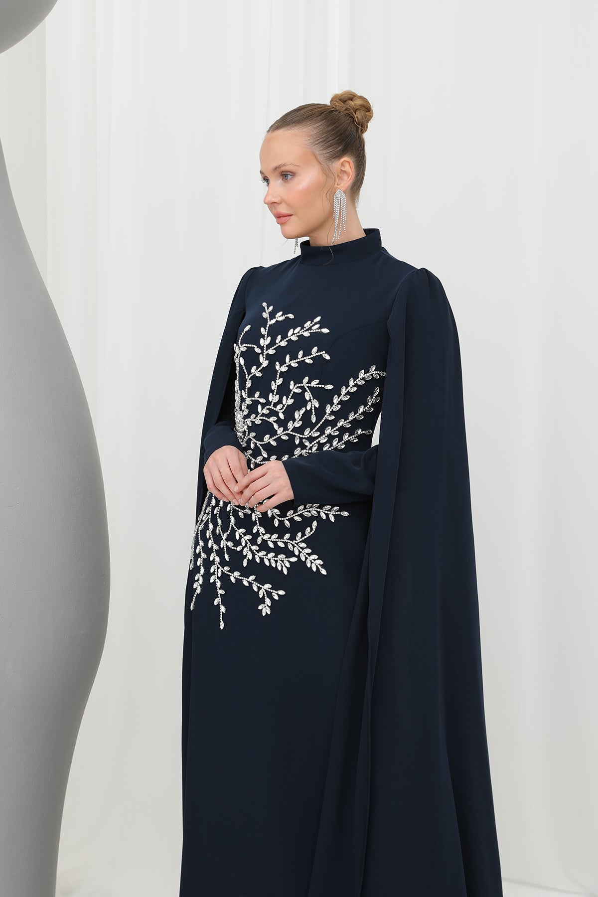 Kadın Yaprak Taş İşlemeli Pelerinli Abiye -12583ELB