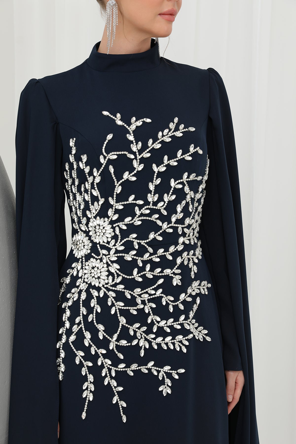 Kadın Yaprak Taş İşlemeli Pelerinli Abiye -12583ELB