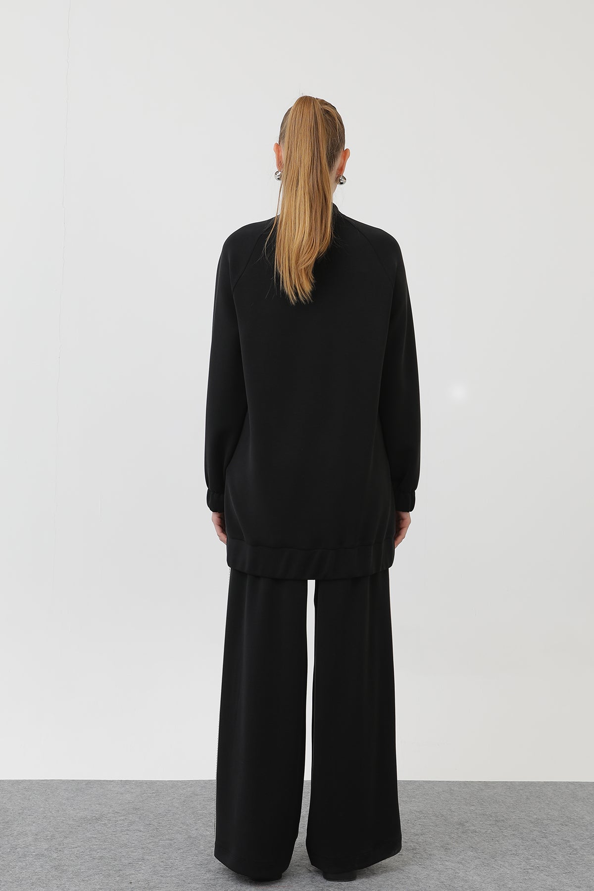 Kadın Fermuarlı Omuzu Hazır Şerit Detaylı Pantolonlu Takım - 14290TKS