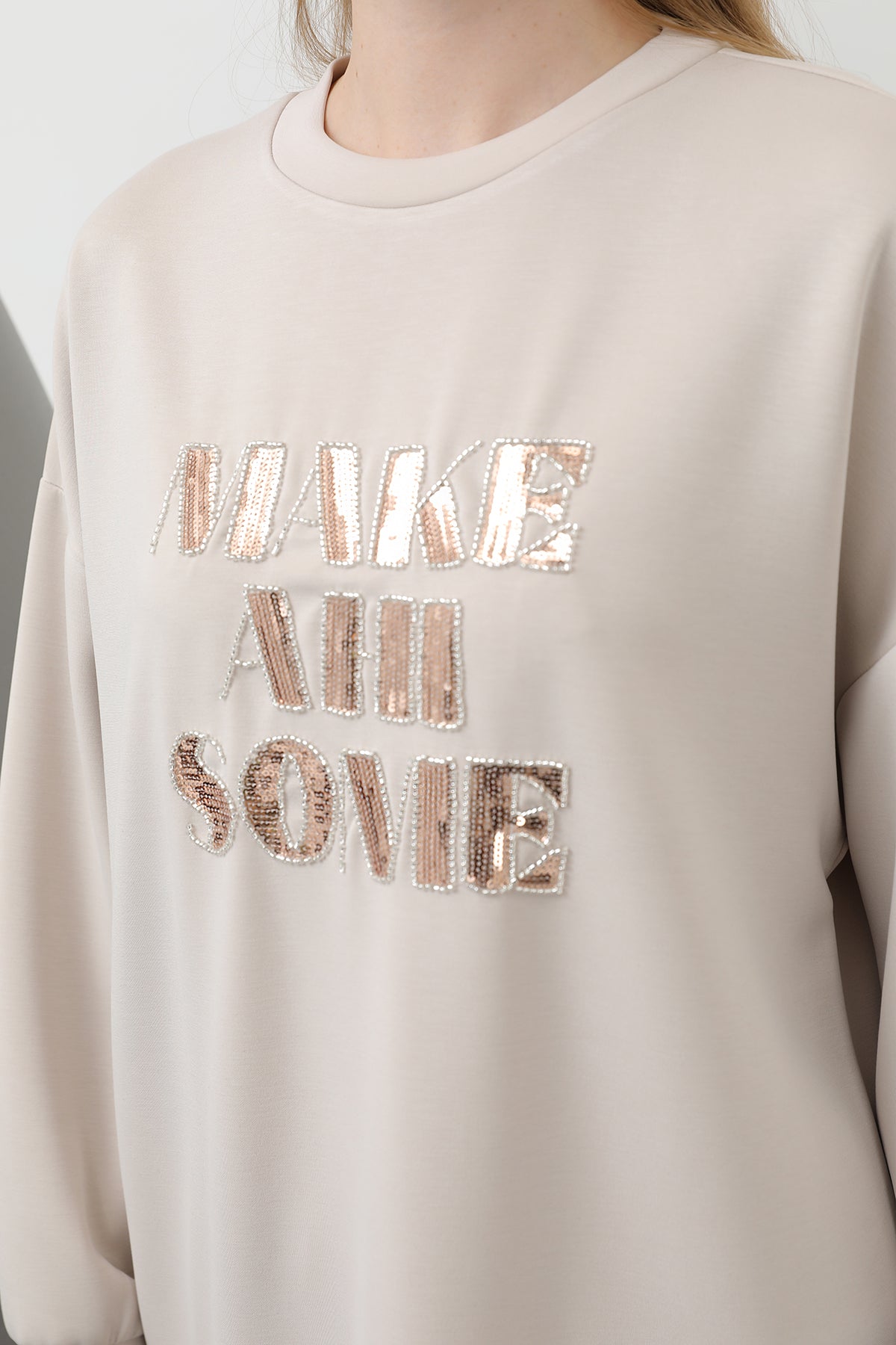 Kadın Önü Taş Ve Pul İşleme Yazılı Ve Pantolonlu Takım - 14300TKS