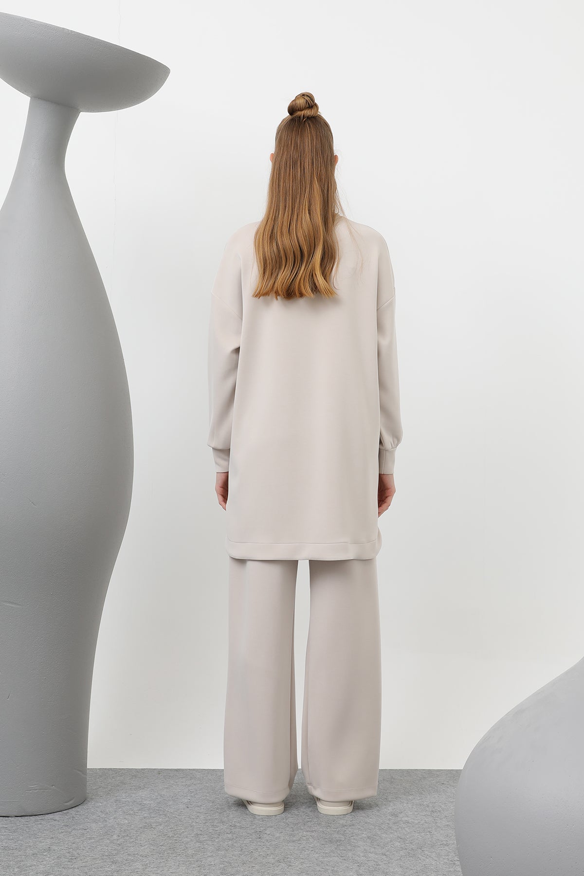 Kadın Önü Taş Ve Pul İşleme Yazılı Ve Pantolonlu Takım - 14300TKS