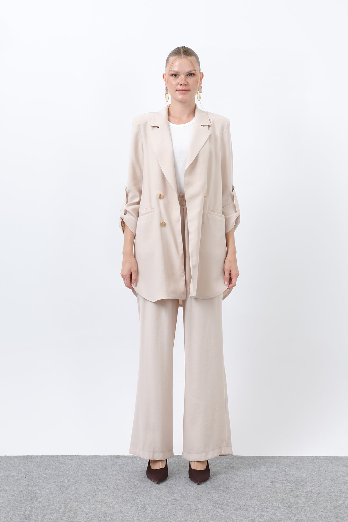 Kadın Düğme Detaylı Pantolonlu Blazer Ceket Takım - 14321TKM