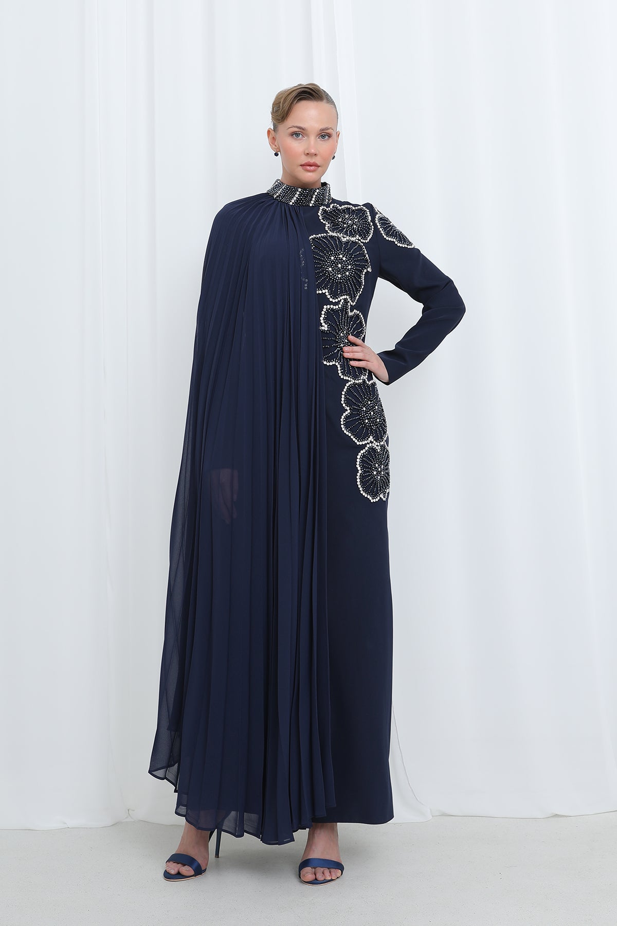 Kadın Tek Taraf Şifon Pelerinli Çiçek İşlemeli Tesettür Abiye-17013ELB