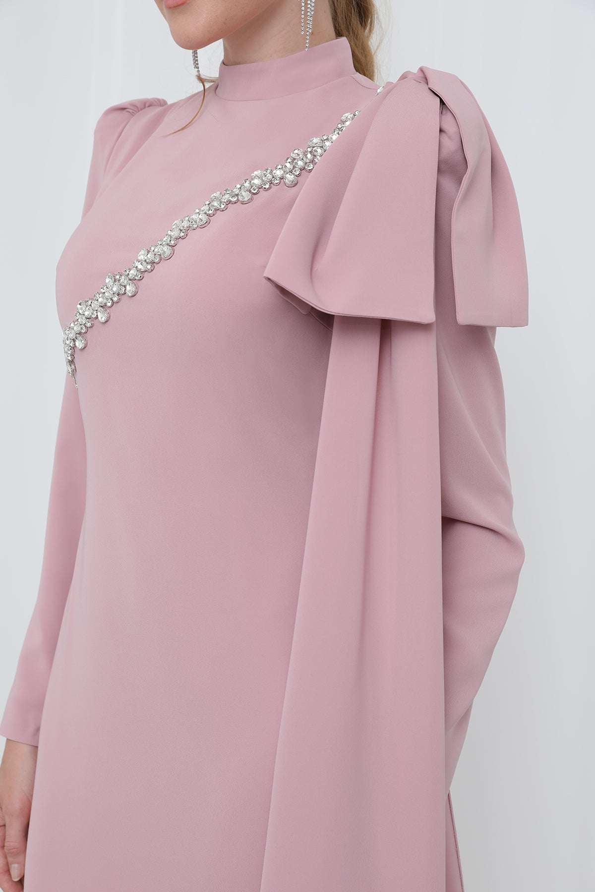 Kadın Tek Omuz Aksesuarlı Taş Detaylı Tesettür Abiye Elbise-17026ELB