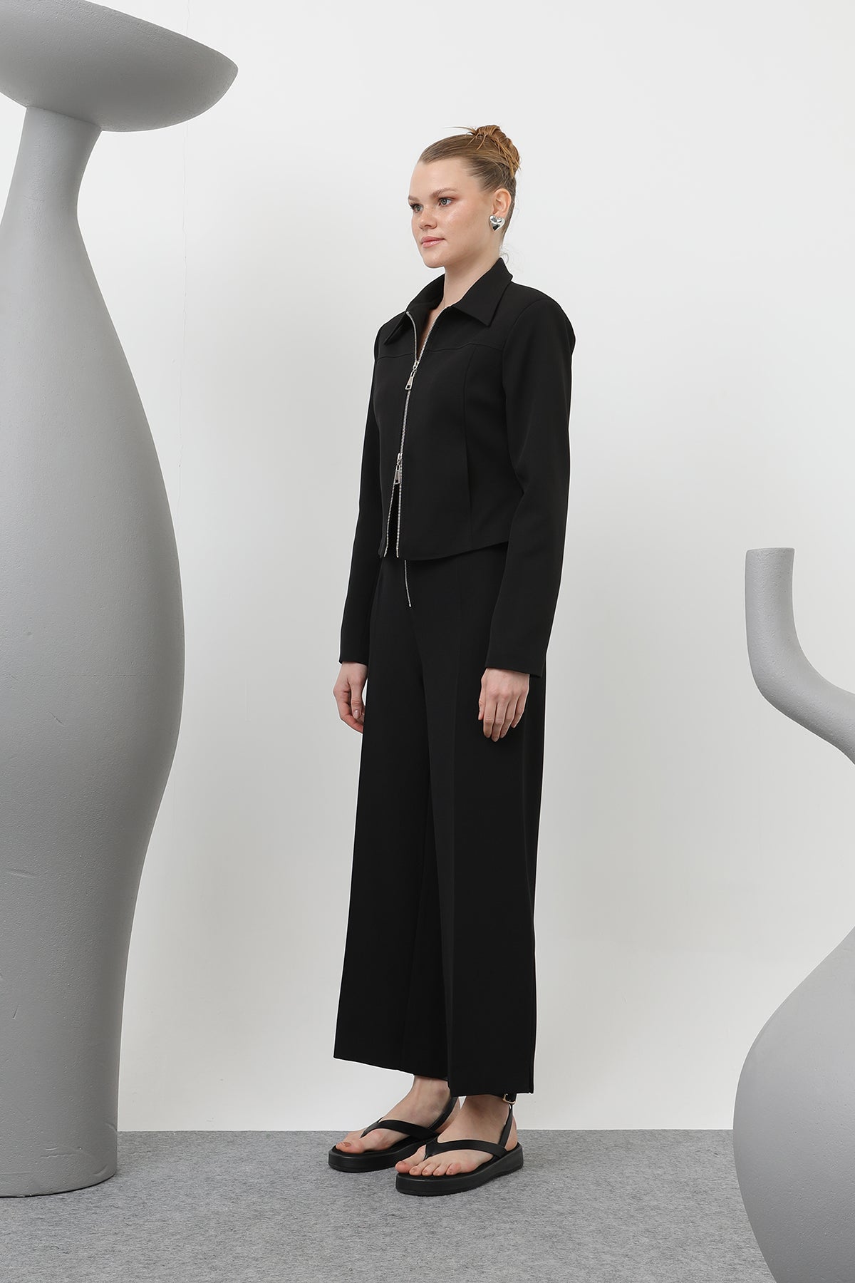 Kadın Fermuar Detaylı Pensli Pantolon- 18228PNT