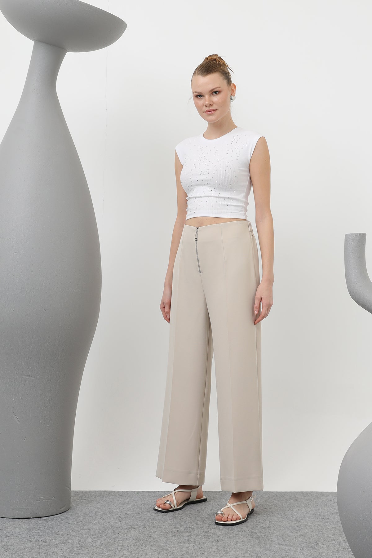 Kadın Fermuar Detaylı Pensli Pantolon- 18228PNT