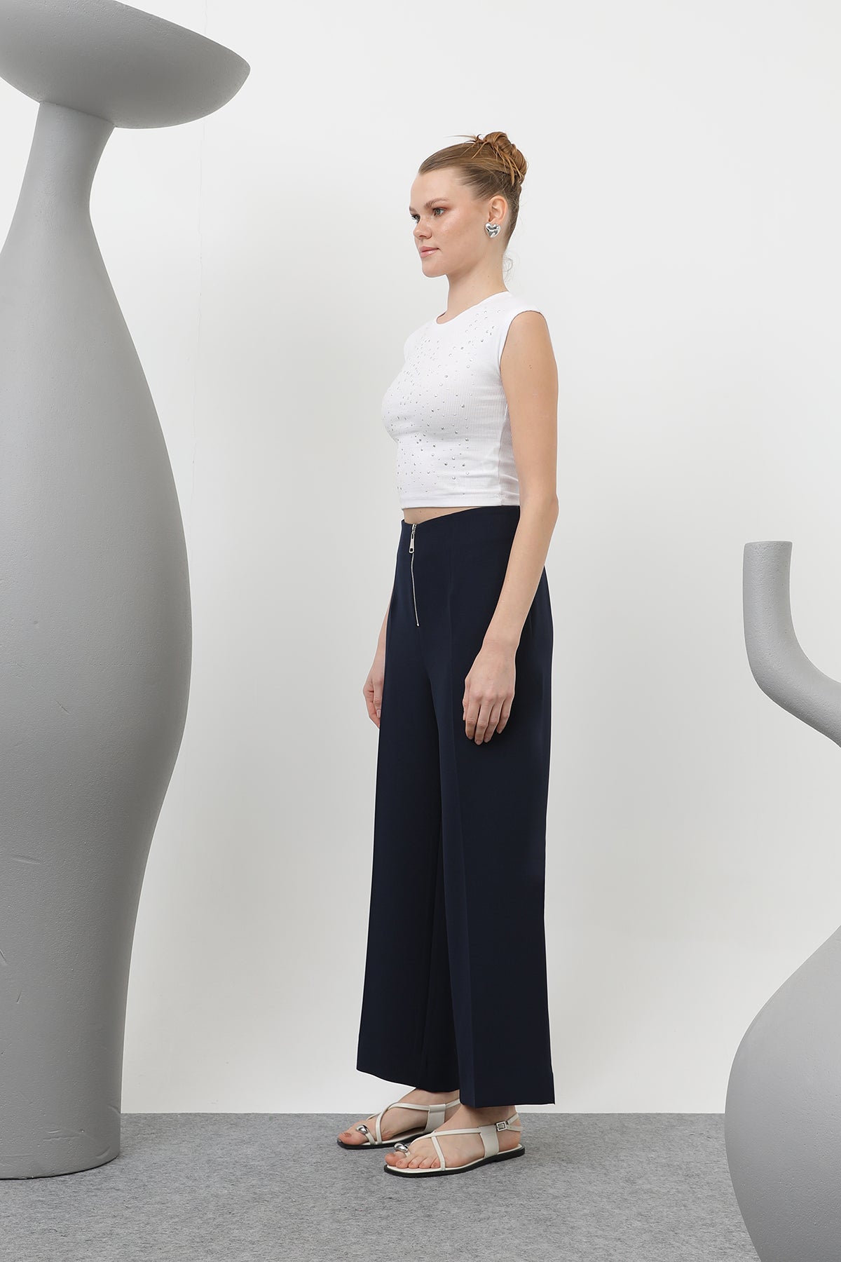 Kadın Fermuar Detaylı Pensli Pantolon- 18228PNT