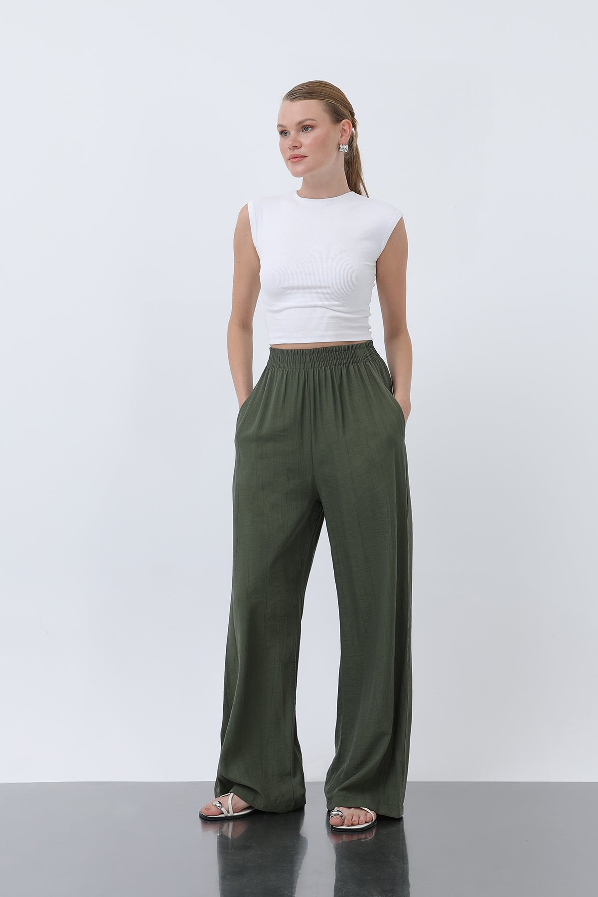 Kadın Beli Lastikli Bol Pantolon - 18239PNT