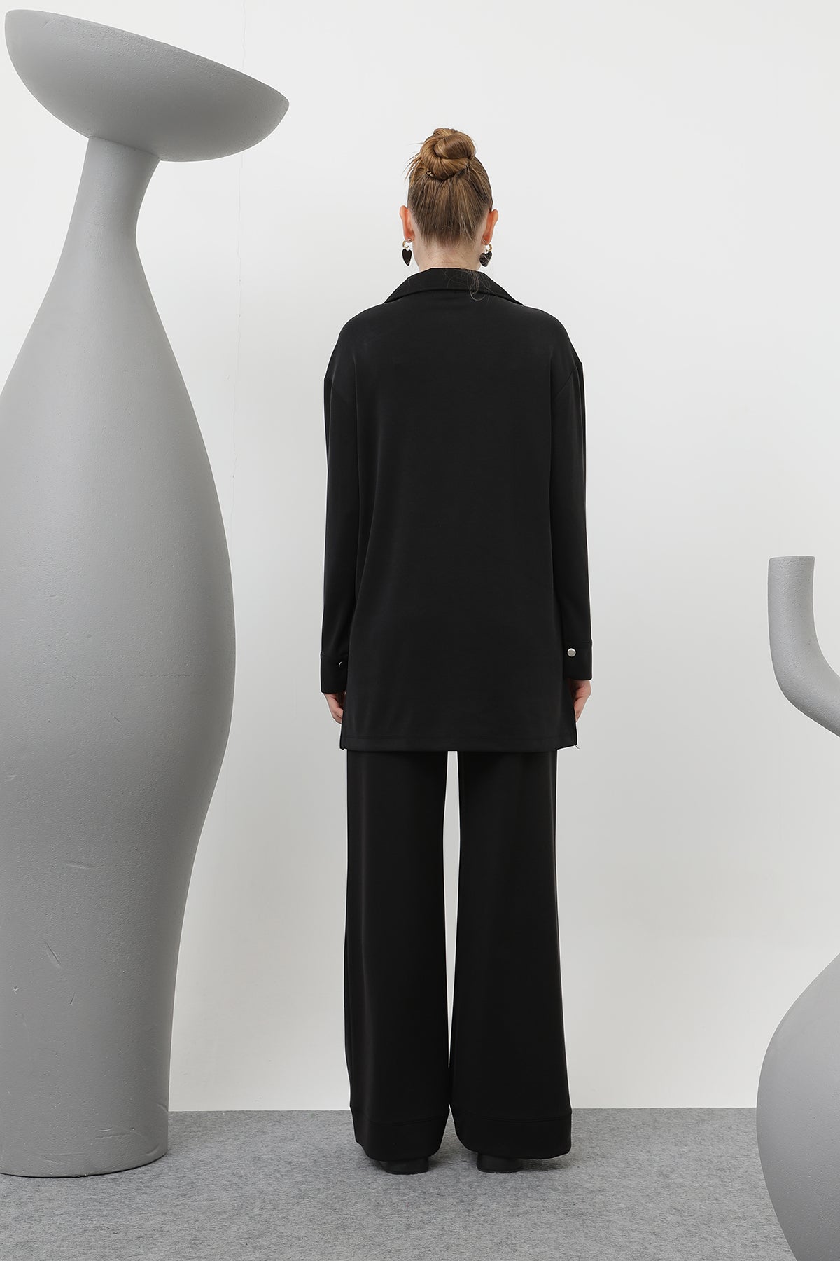 Kadın Yakası Çıtçıtlı Cep Detaylı Pantolonlu Takım - 20605TKS