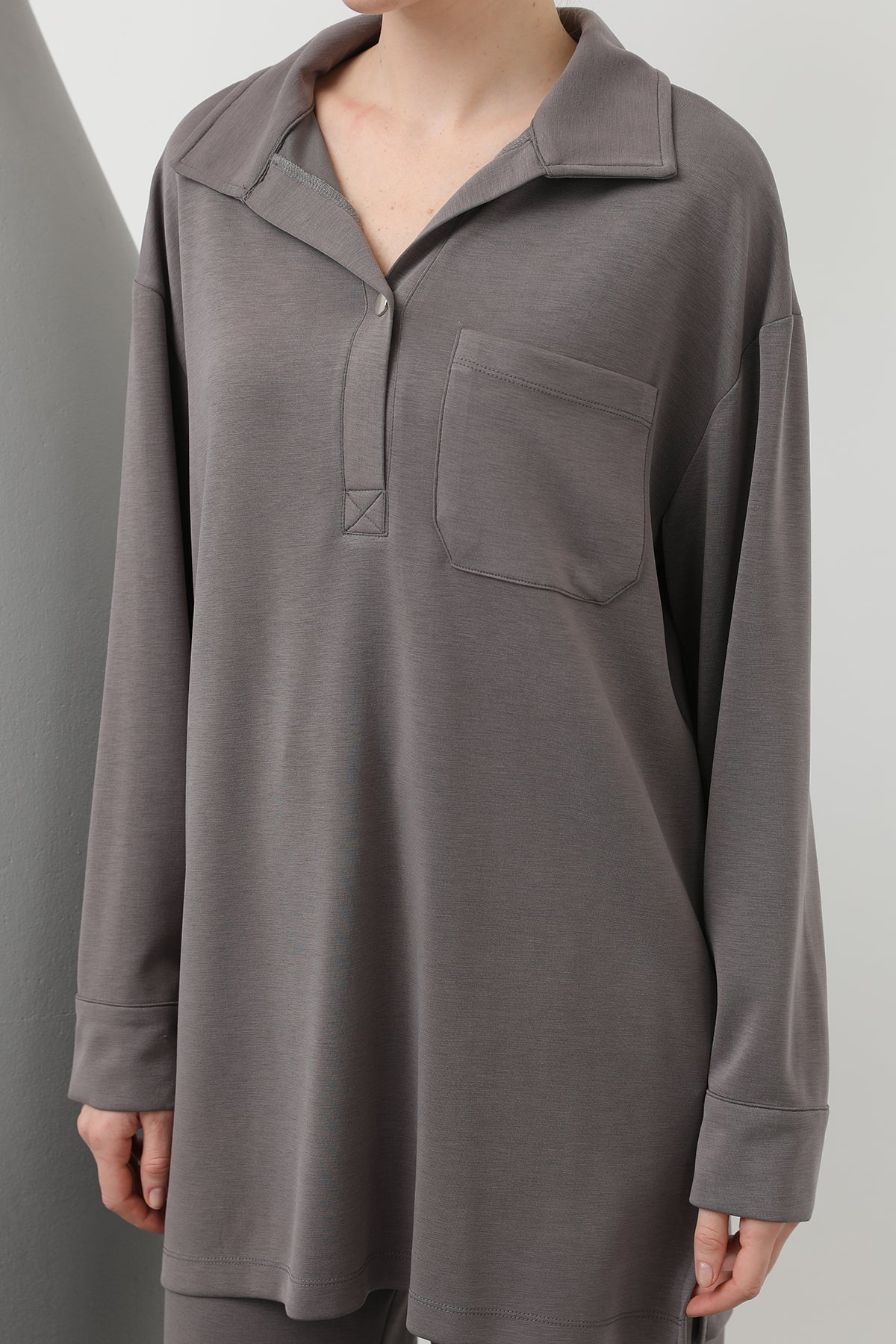 Kadın Yakası Çıtçıtlı Cep Detaylı Pantolonlu Takım - 20605TKS