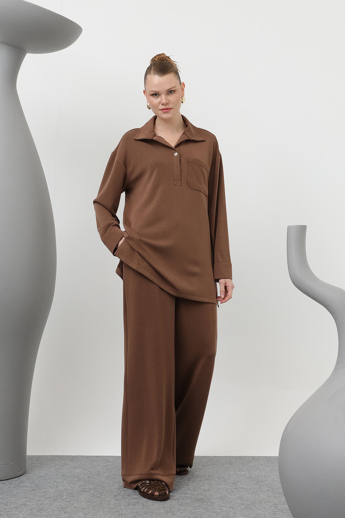 Kadın Yakası Çıtçıtlı Cep Detaylı Pantolonlu Takım - 20605TKS