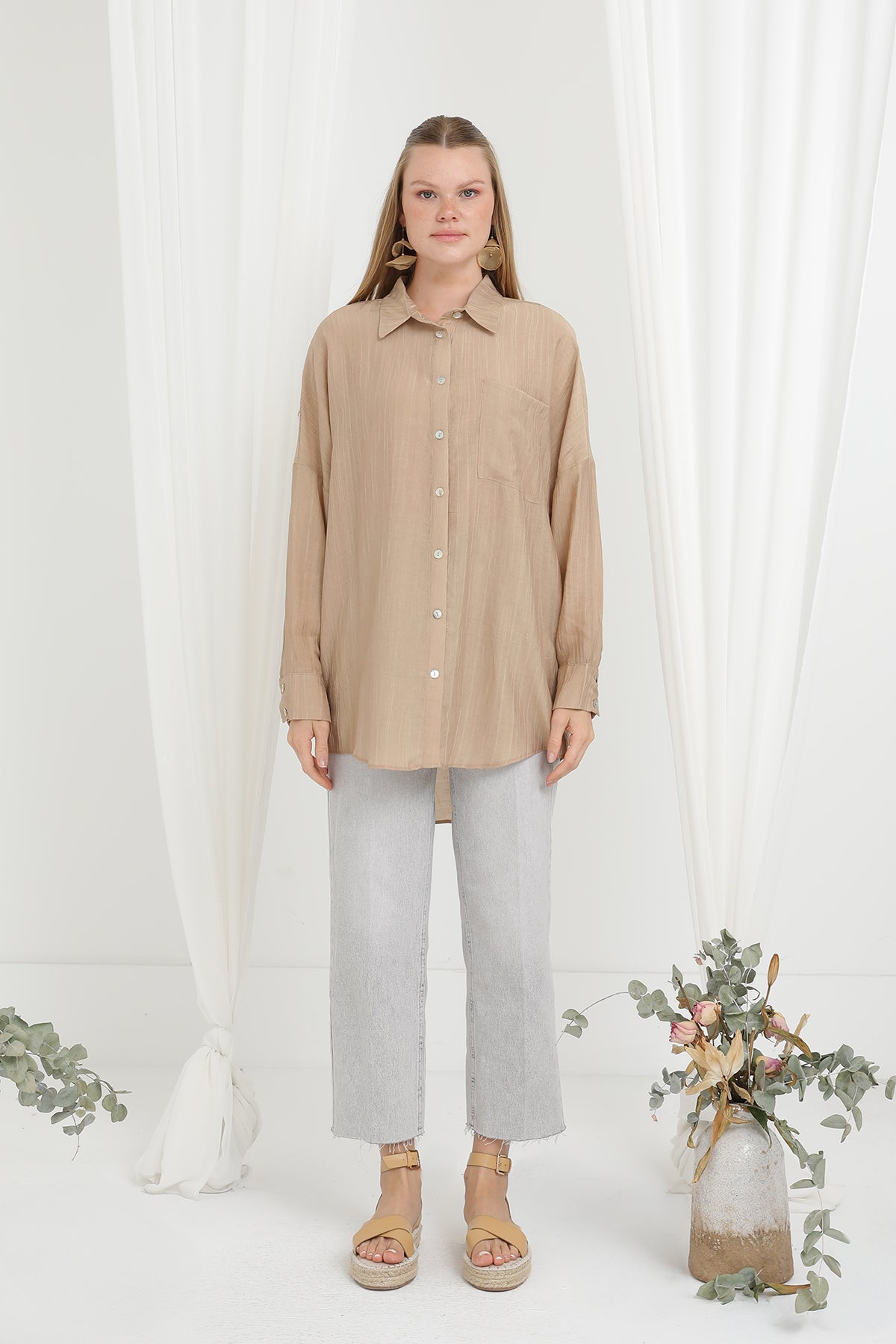 Kadın Sedef Düğmeli Arkası Roba Detaylı Gömlek - 20645GML