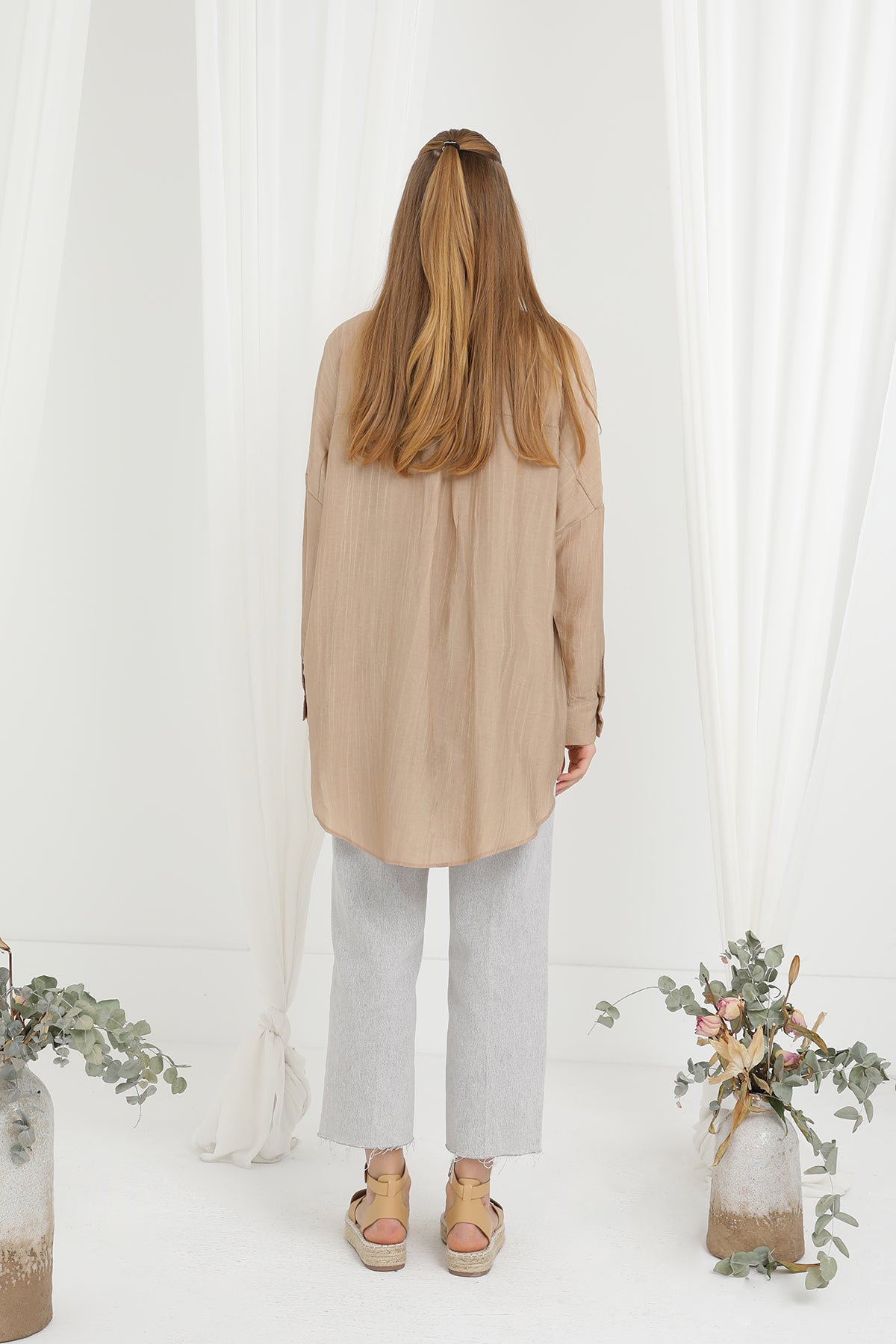 Kadın Sedef Düğmeli Arkası Roba Detaylı Gömlek - 20645GML