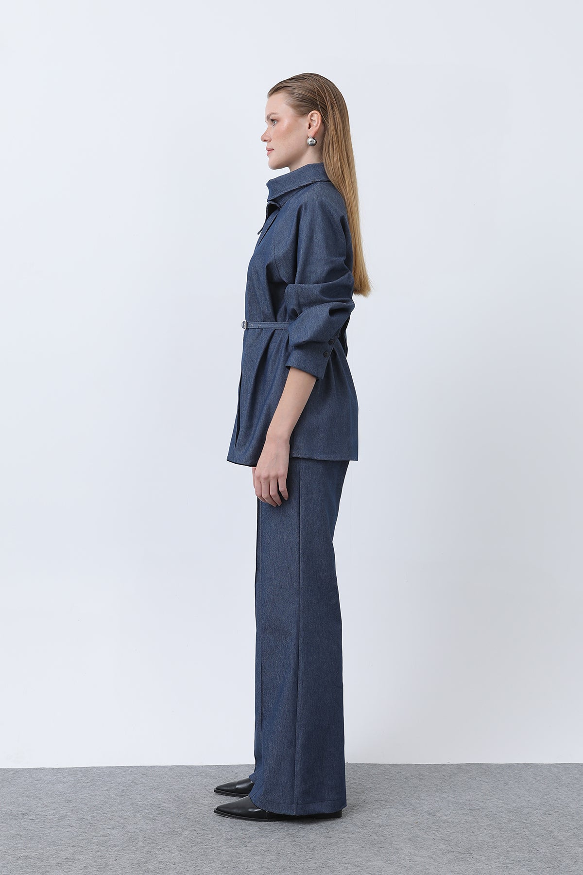 Kadın Kruvaze Yaka Kemer Detaylı Pantolonlu Denim Takım - 20652TKS