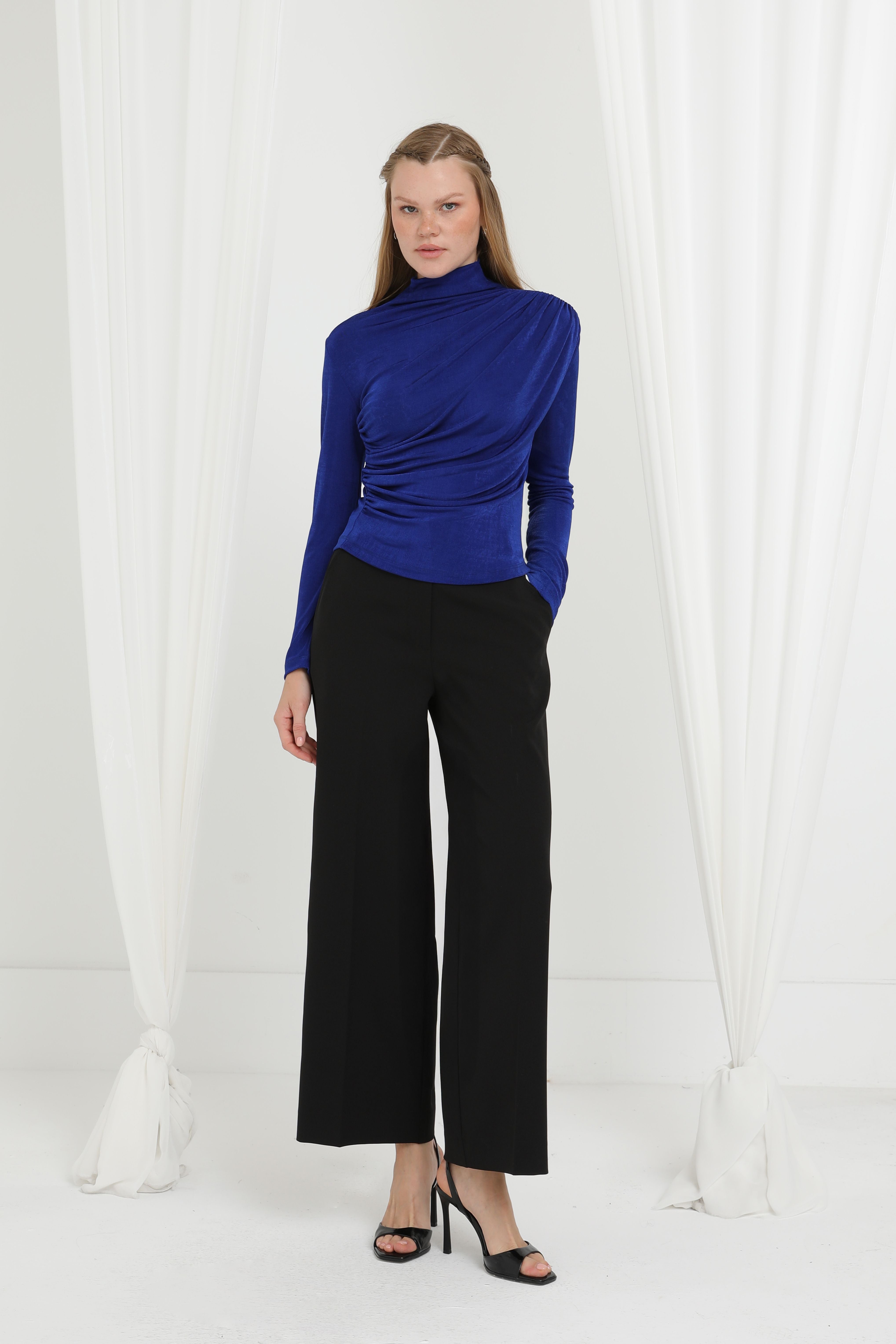 Kadın Asimetrik Drapeli Yaka Detaylı Bluz-20672BLZ