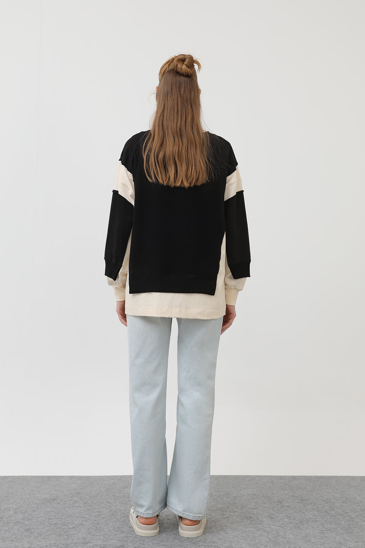 Kadın Önü Nakışlı Sweat - 32121SWT