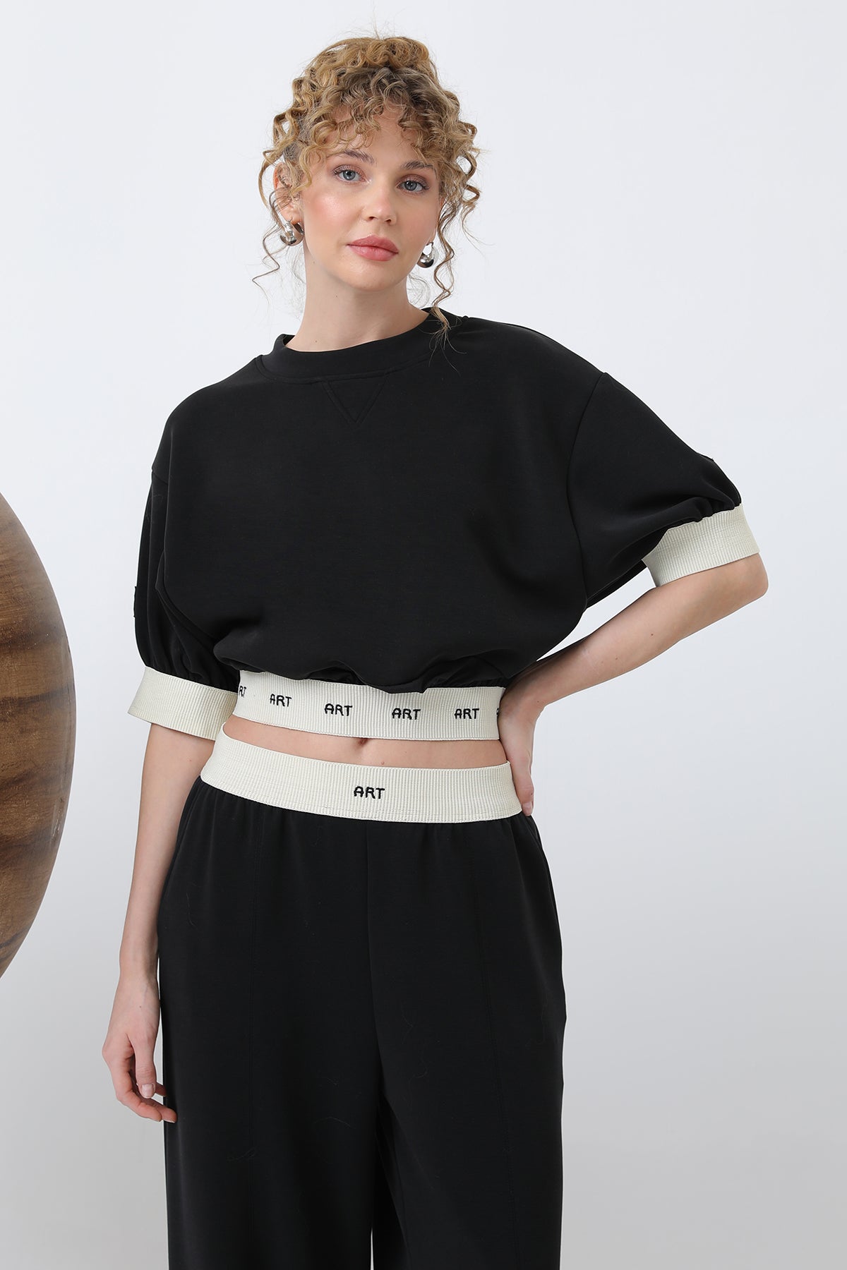 Kadın Lastiği Nakış Detaylı Bluz - 32130BLZ