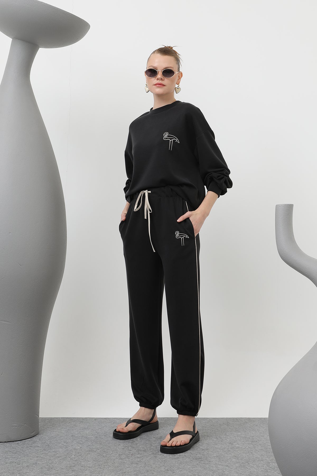 Kadın Kuğu Nakışlı Eşofman Takım - 32162TKS