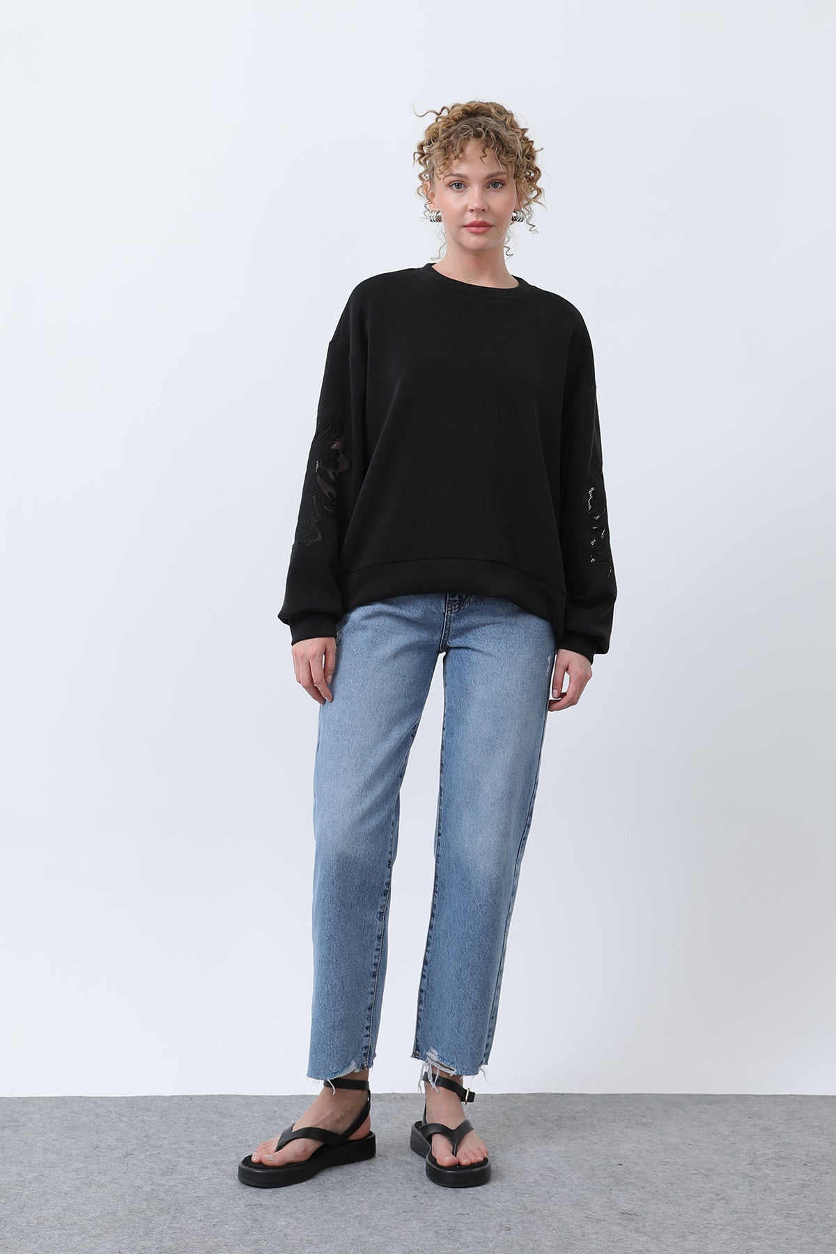 Kadın Kollar File Nakışlı Sweatshirt