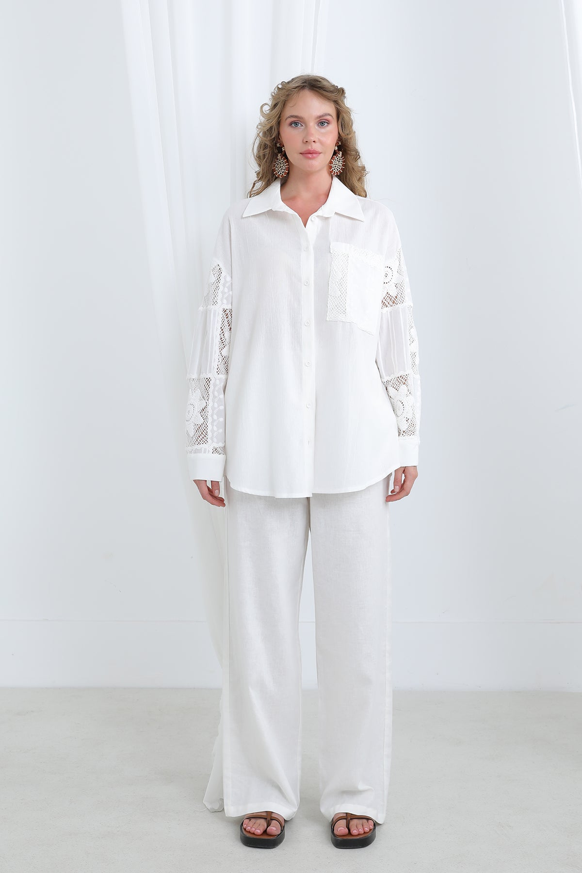 Dantel Detaylı Oversize Gömlek-32324GML