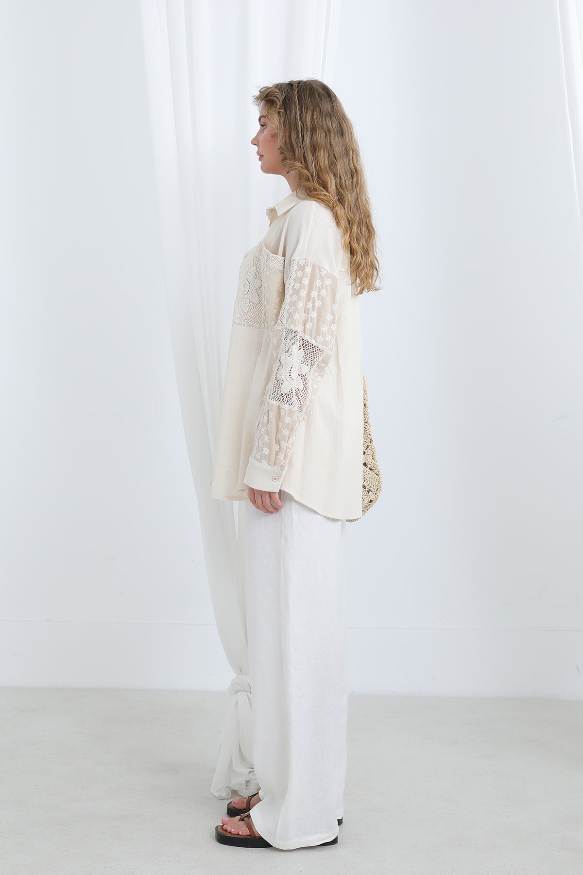 Dantel Detaylı Oversize Gömlek-32324GML