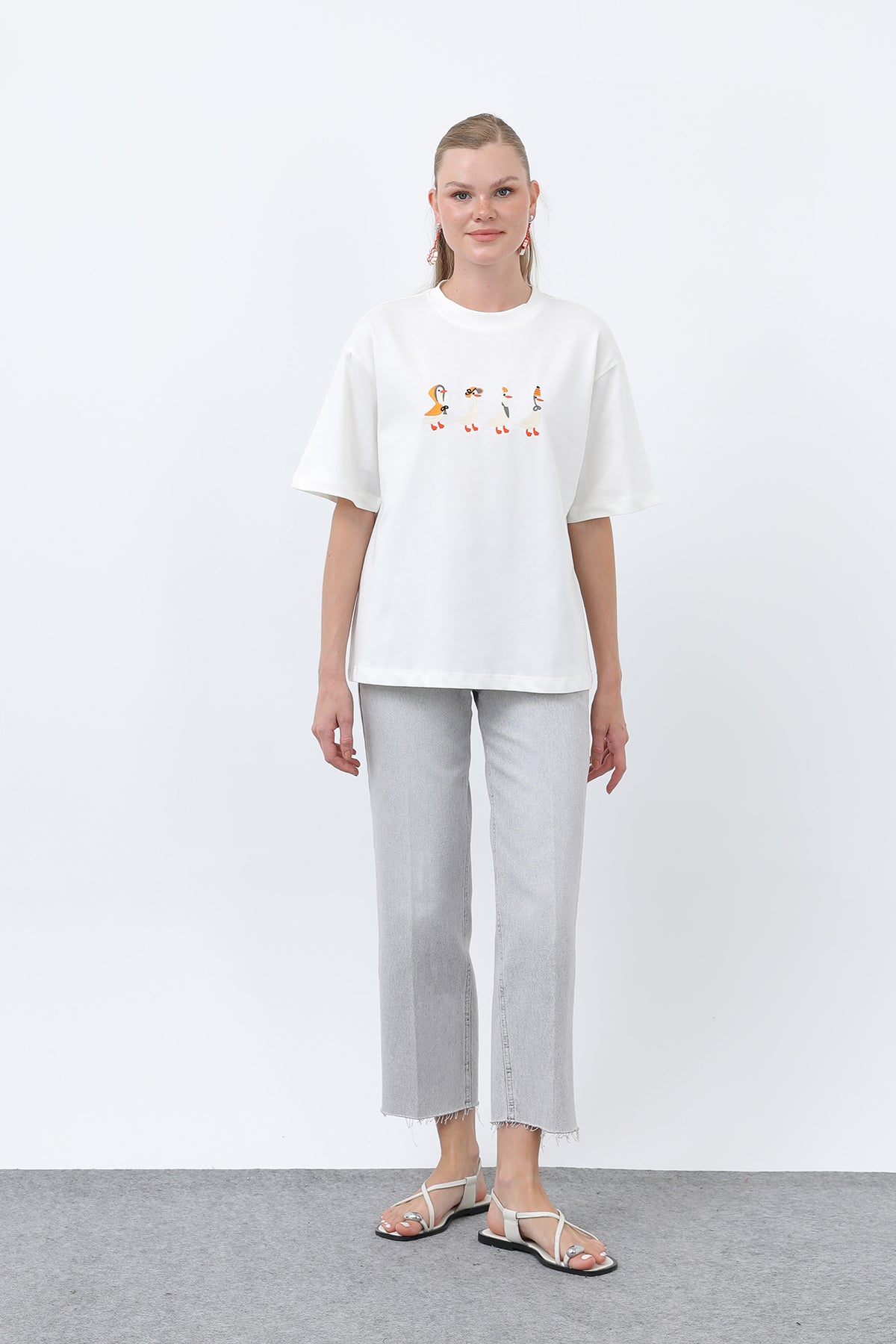 Kadın Ördek Desenli Tişört