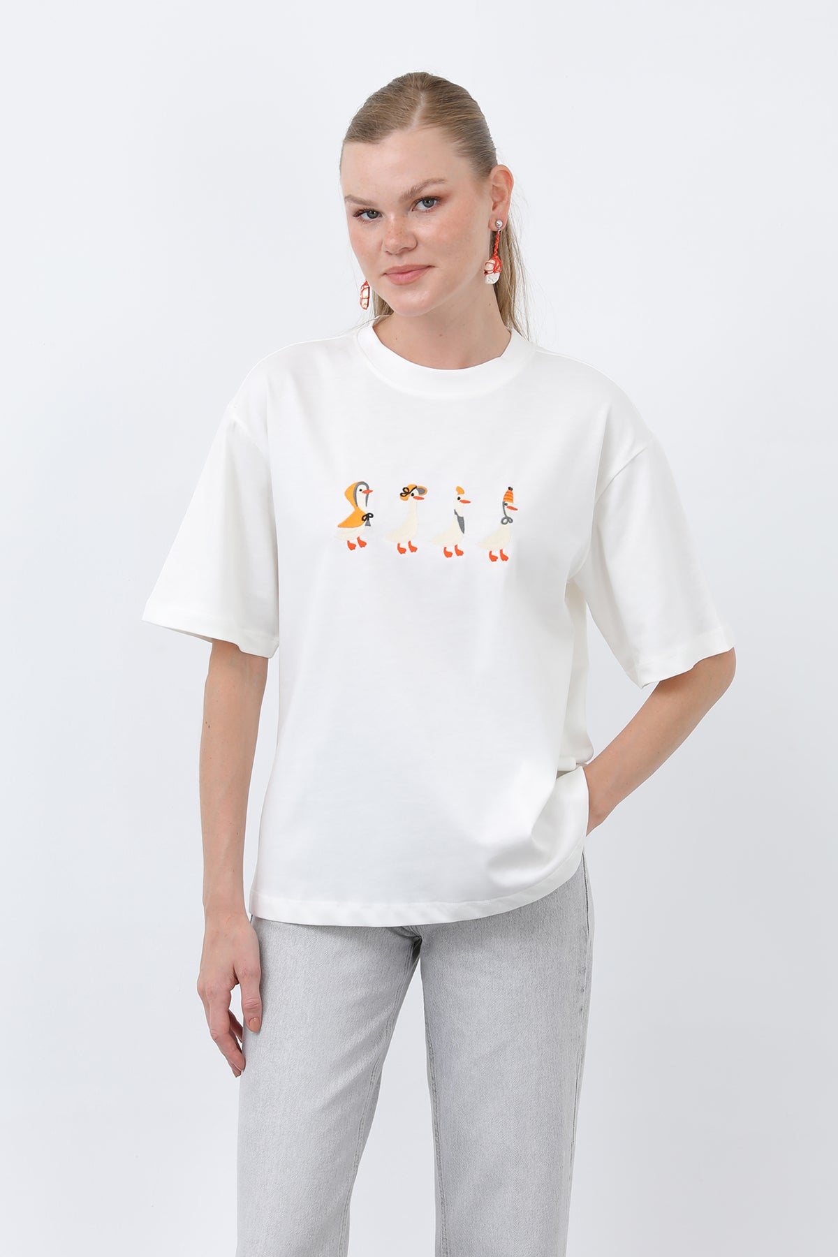 Kadın Ördek Desenli Tişört