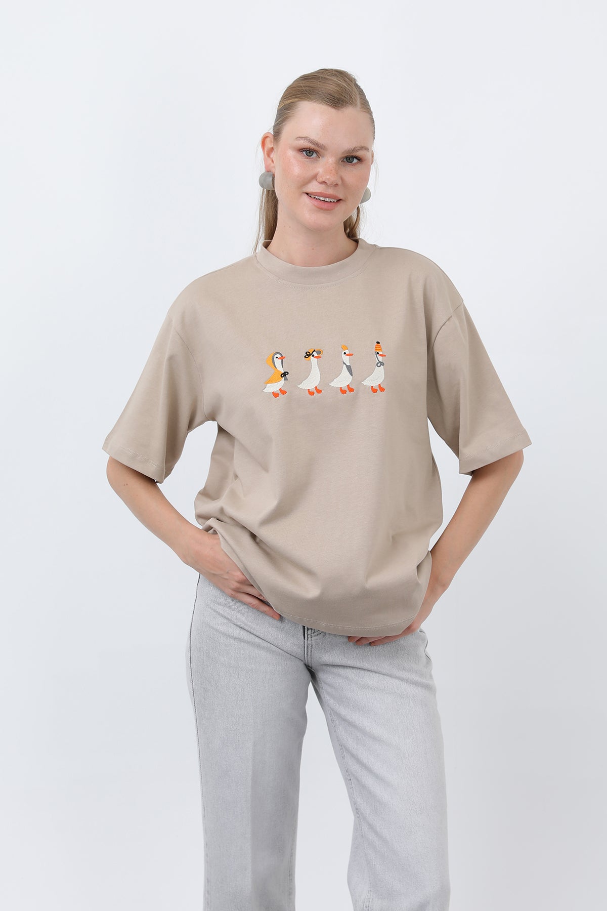 Kadın Ördek Desenli Tişört