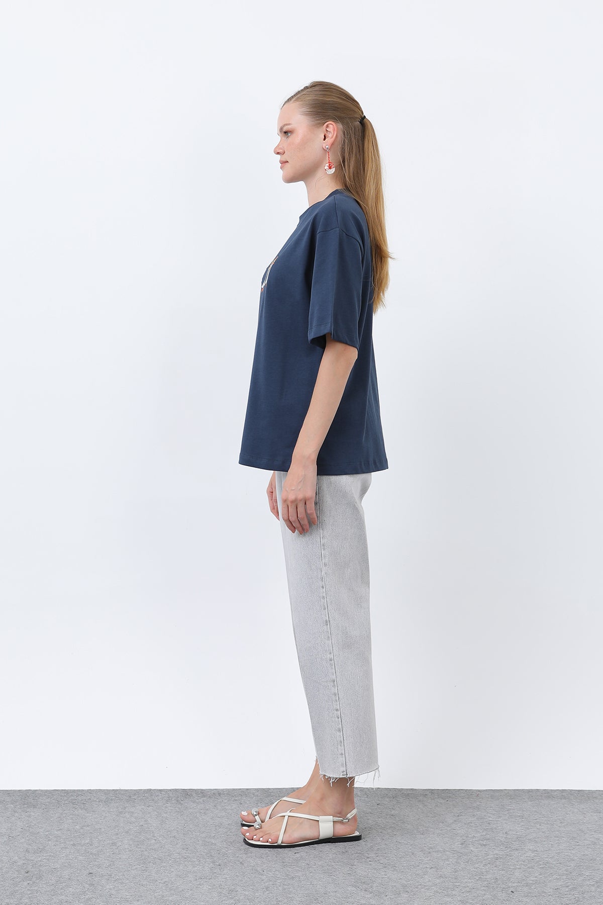 Kadın Ördek Desenli Tişört