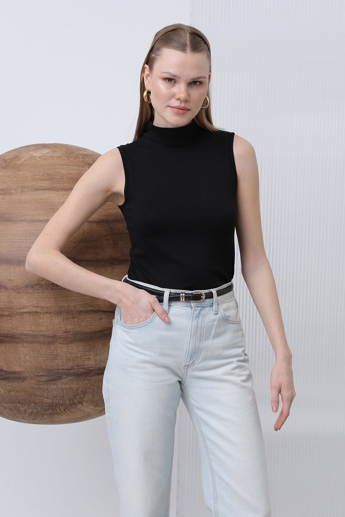 Kadın Sıfır Kollu Boğazlı İçlik - 40005BLZ