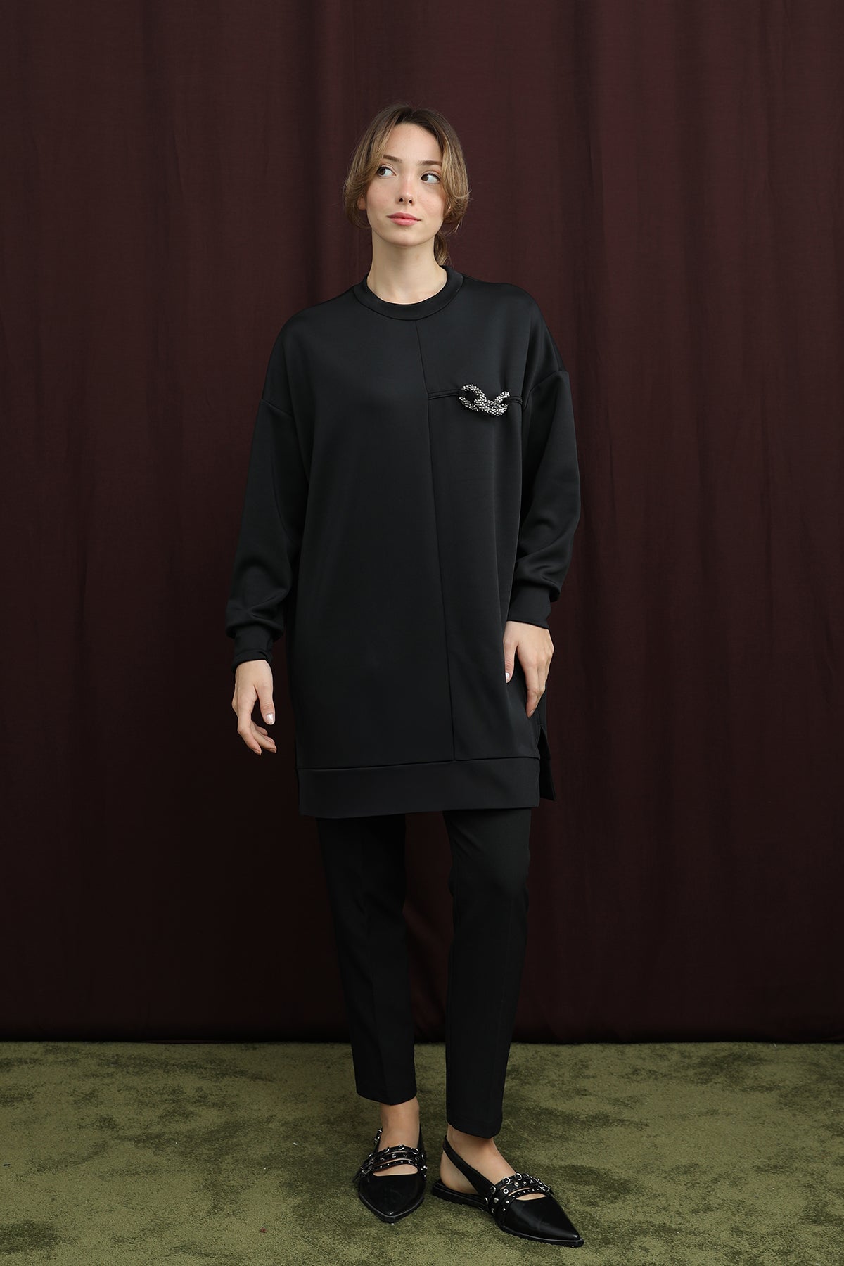 Kadın Bedeni Aksesuarlı Tunik - 10717TUN