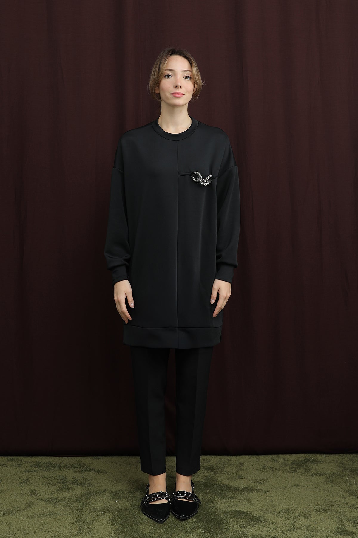 Kadın Bedeni Aksesuarlı Tunik - 10717TUN