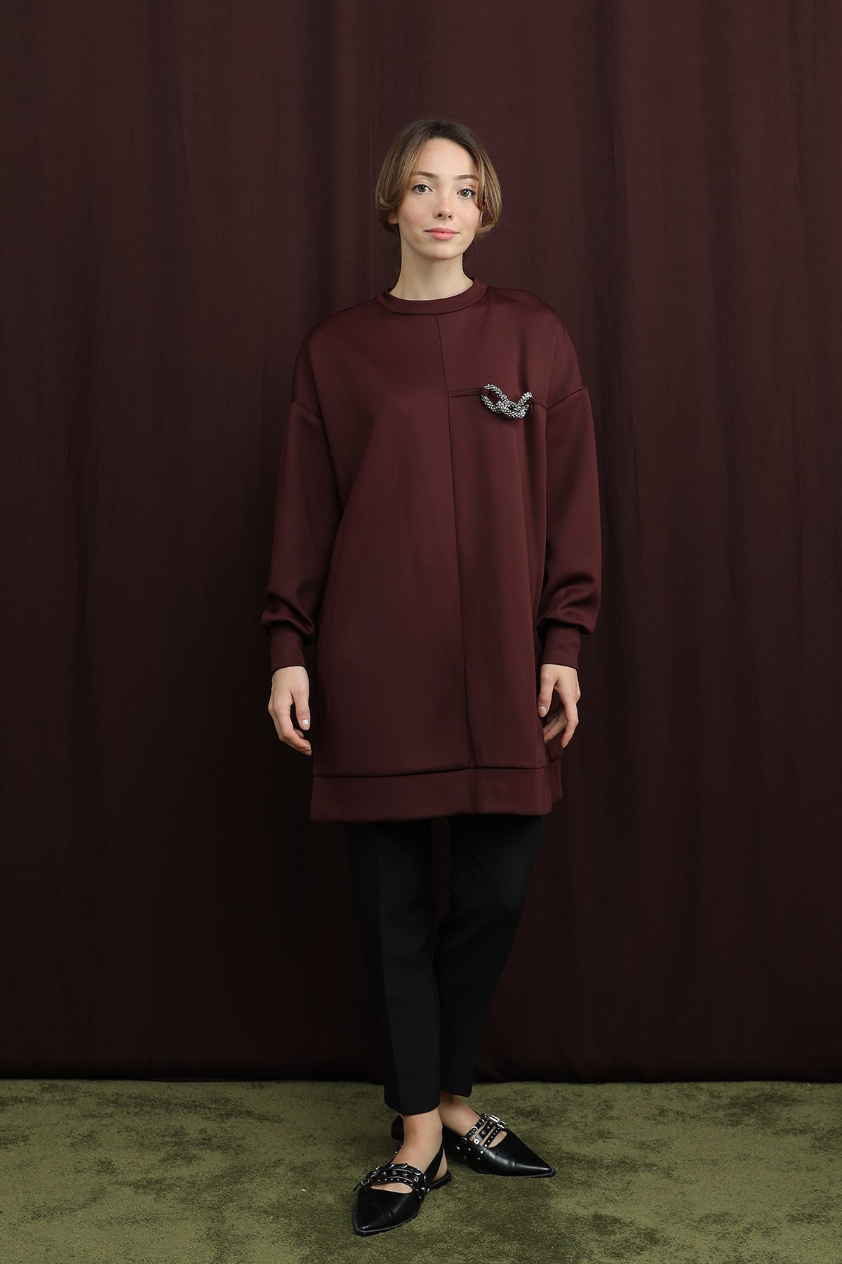 Kadın Bedeni Aksesuarlı Tunik - 10717TUN